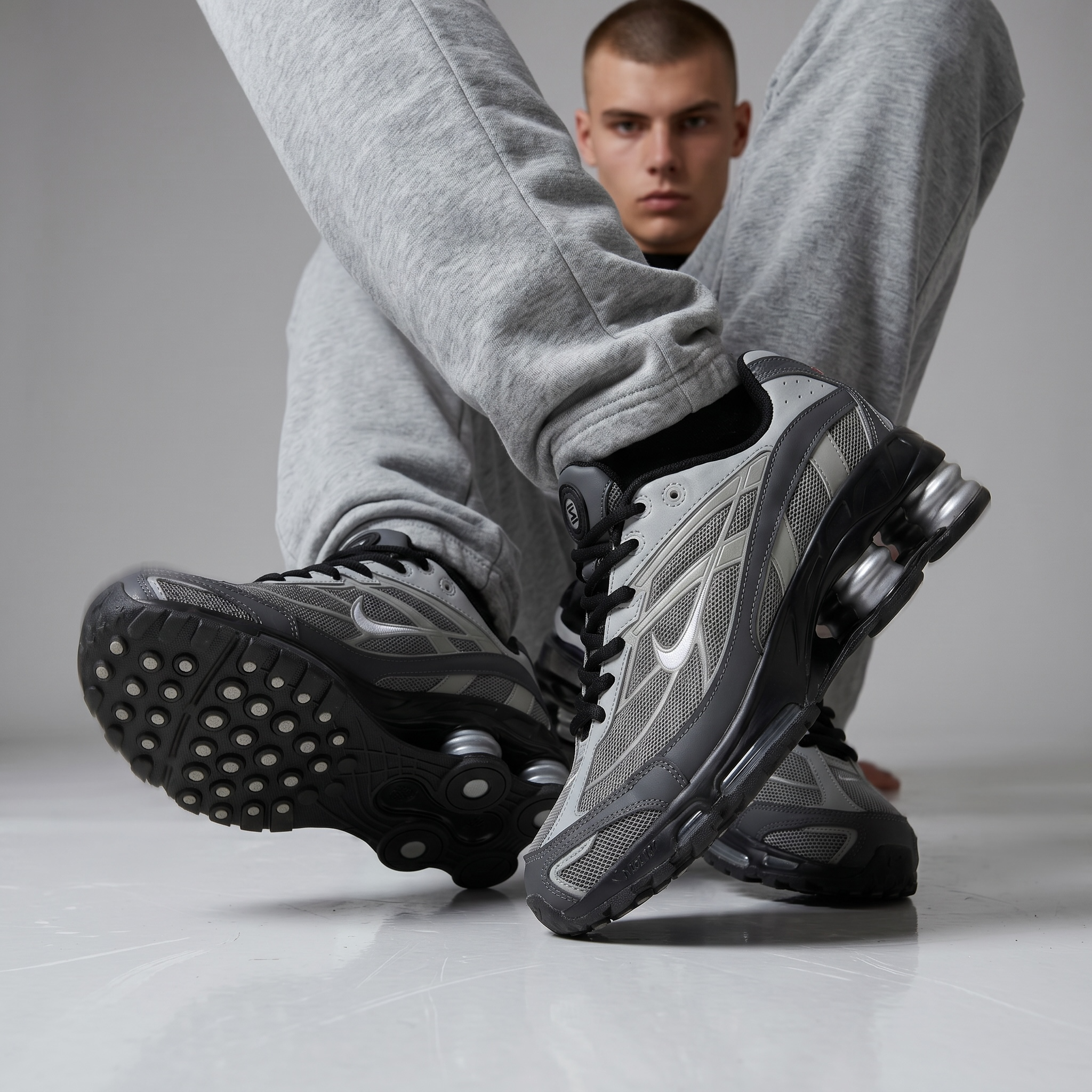 β‘π©Ά Nike Shox R4 Silver Grey Retro Running Sneakers β Y2K Streetwear Cushion Shoes ππ₯