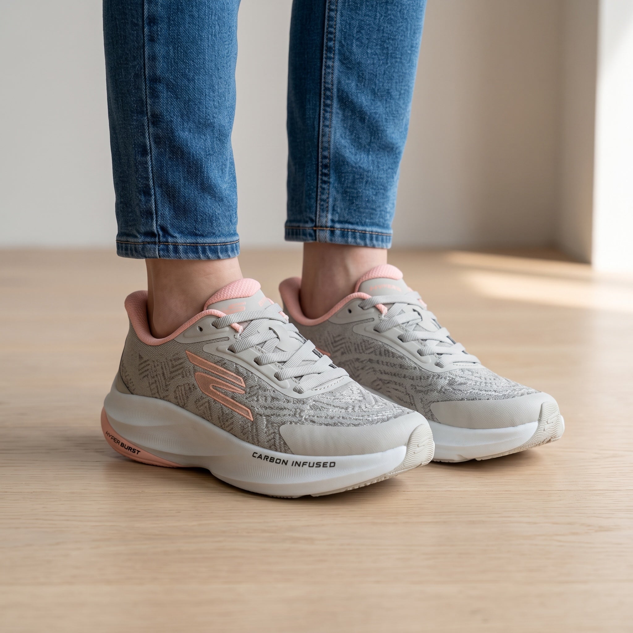 Skechers Carbon Infused β Grey Pink Runner π