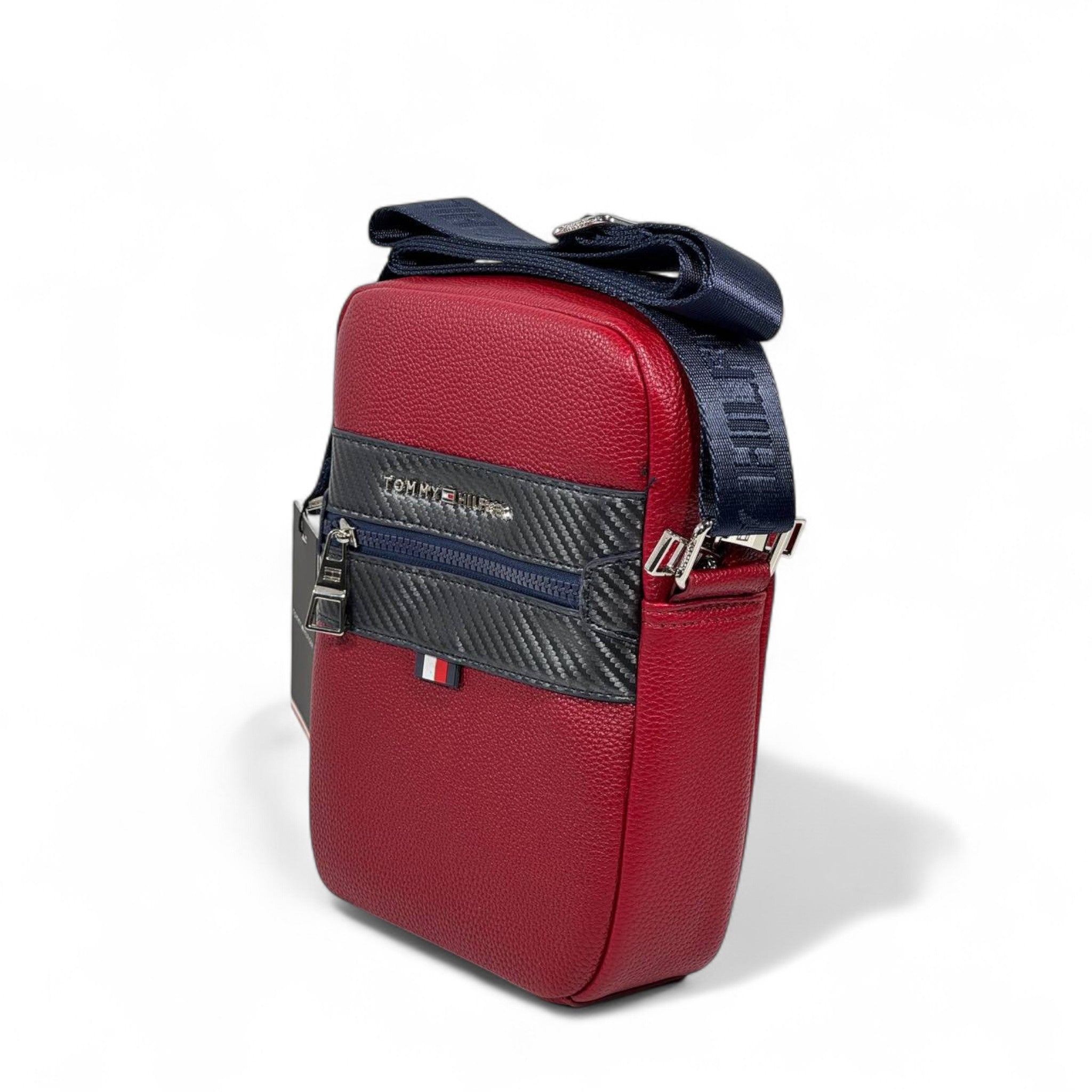 β€οΈ Tommy Hilfiger Red Crossbody Bag β Bold Elegance, American Spirit
