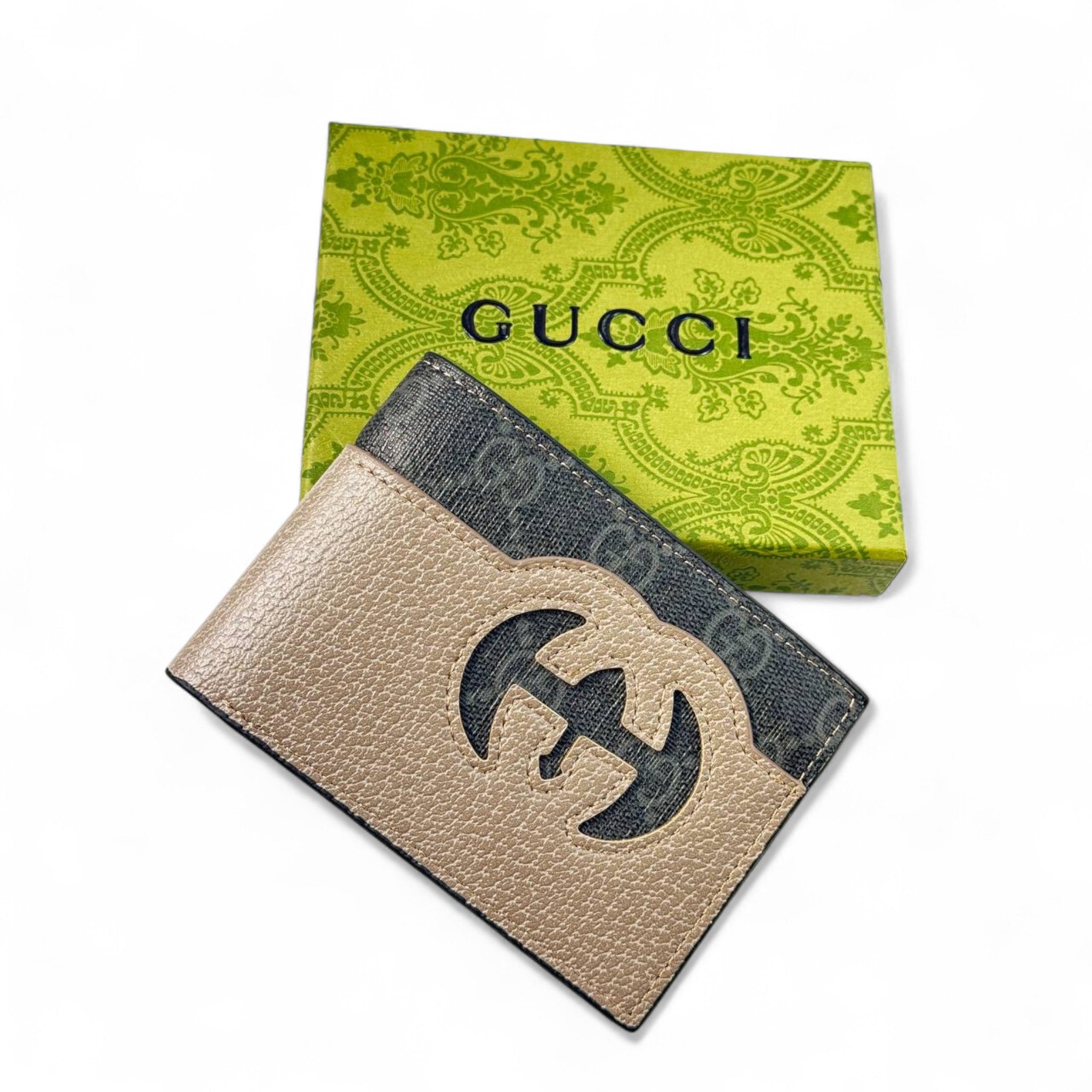 Gucci Beige Leather wallet with Cut-Out GG Logo ππ