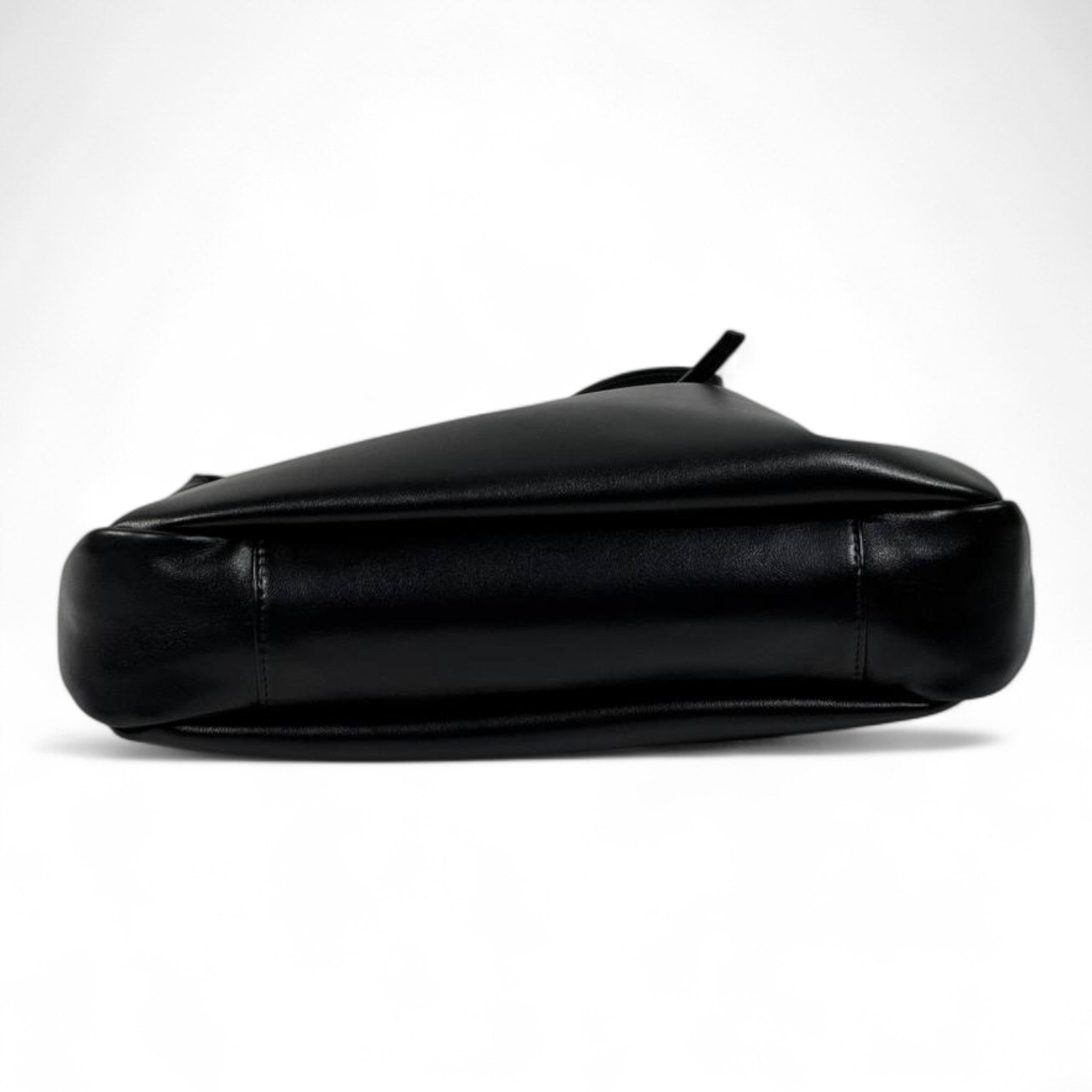 YSL Black Leather Shoulder Bag with Matching Pouch β Classic Drawstring Luxury π€β¨