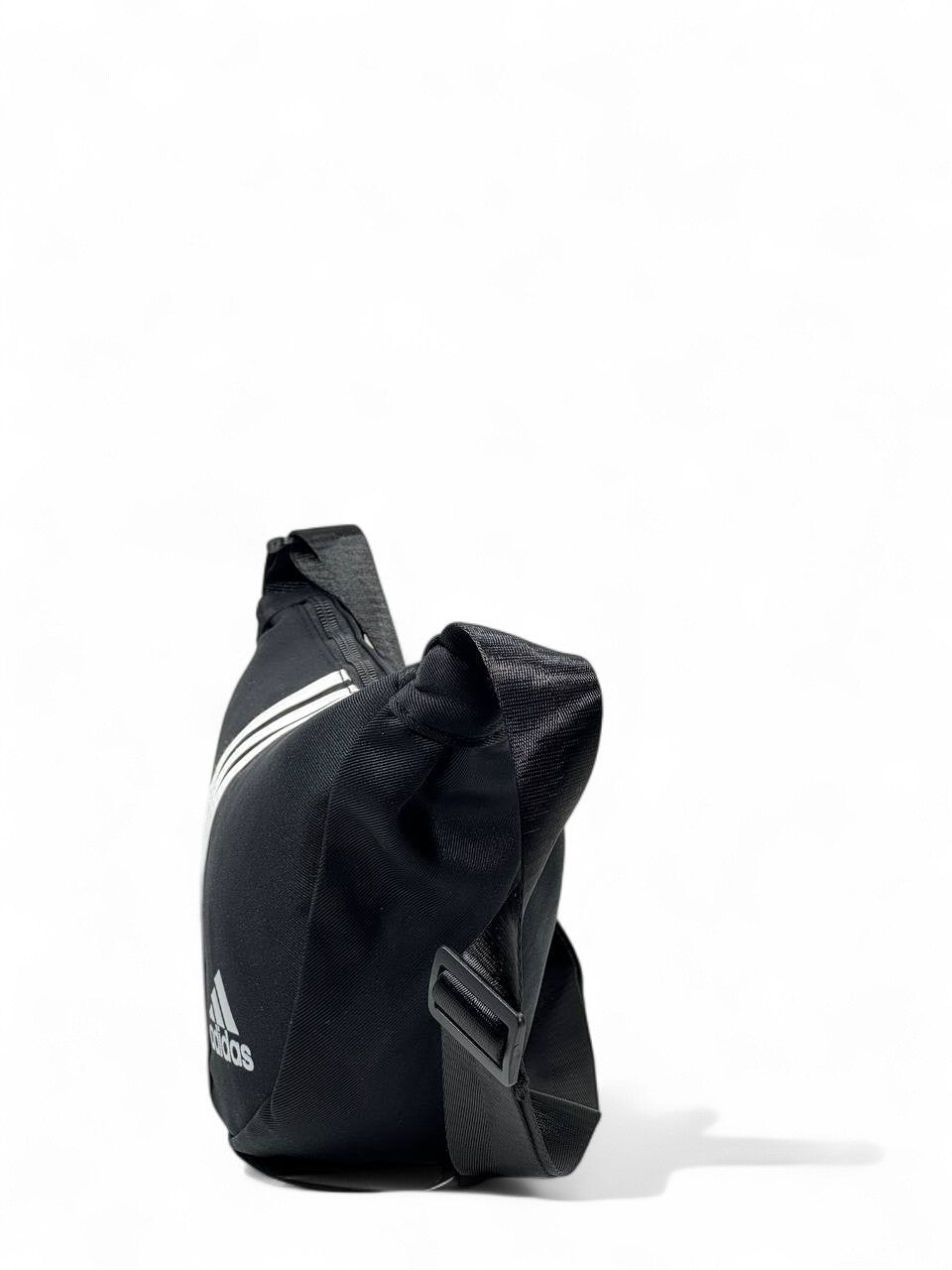 Adidas Essentials 3-Stripes Waist Pack β Black π€β¨