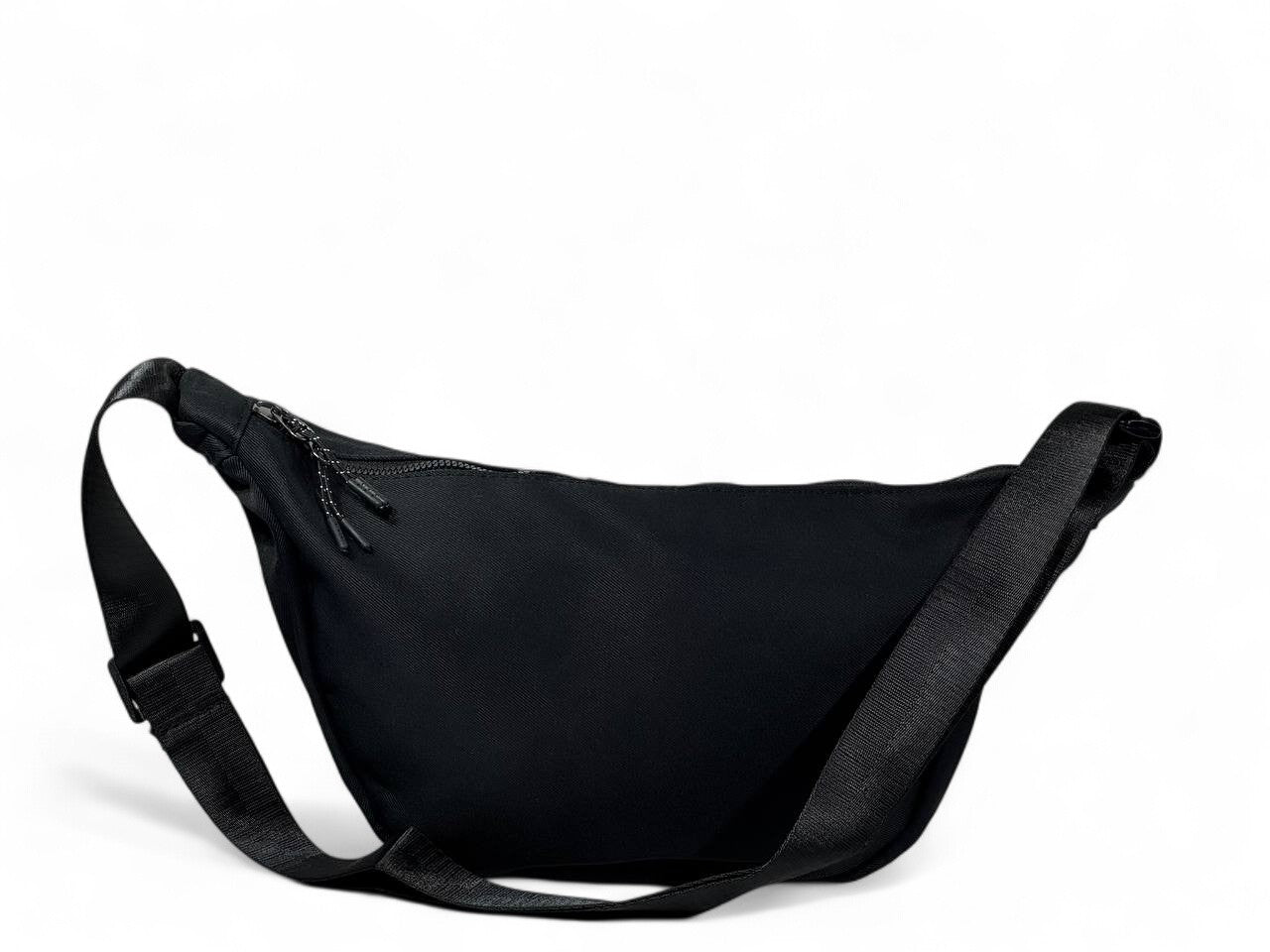 Adidas Essentials 3-Stripes Waist Pack β Black π€β¨