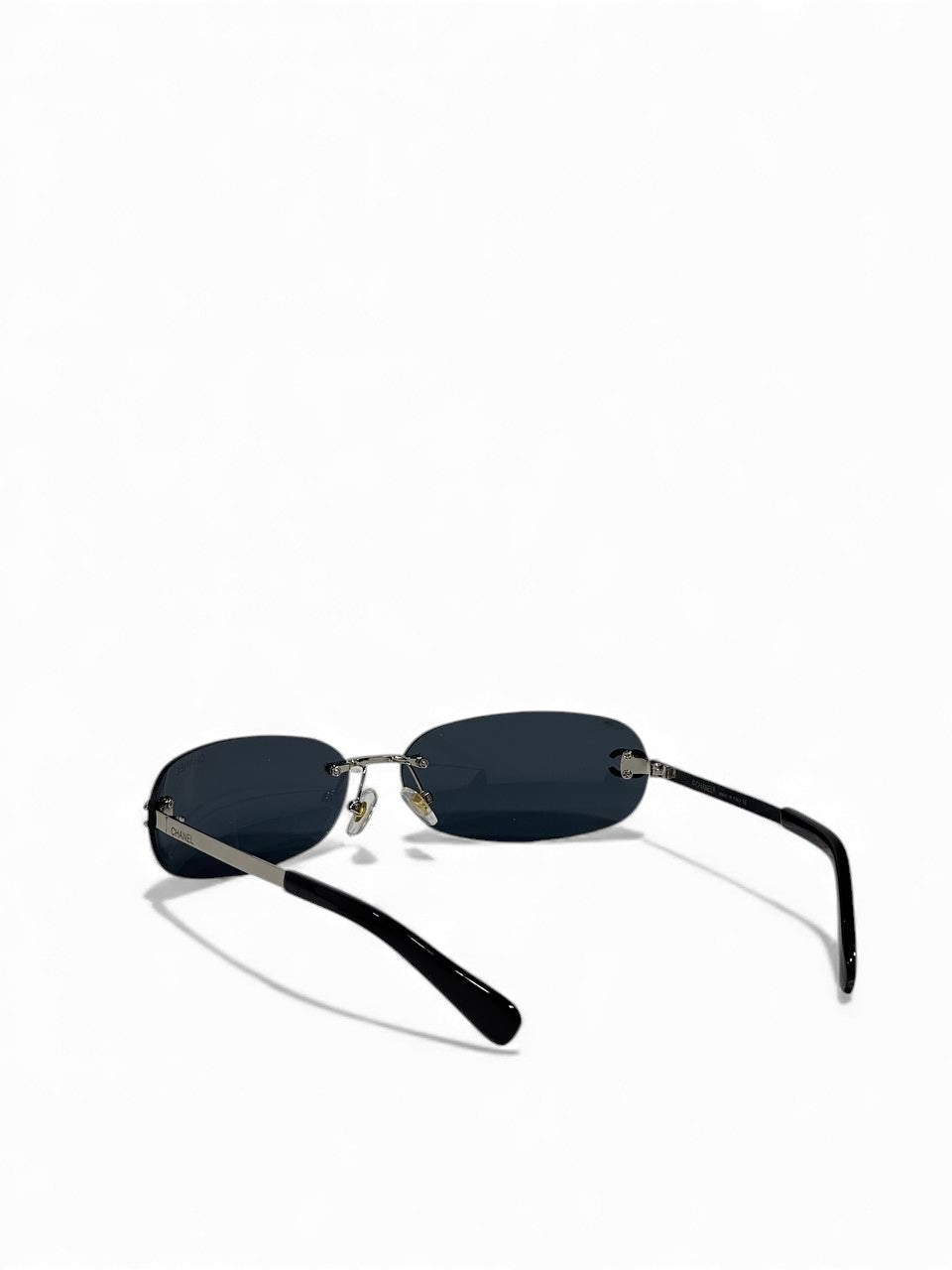 Chanel-Inspired Rimless Oval Sunglasses – Silver CC Crystal Edition 😎✨
