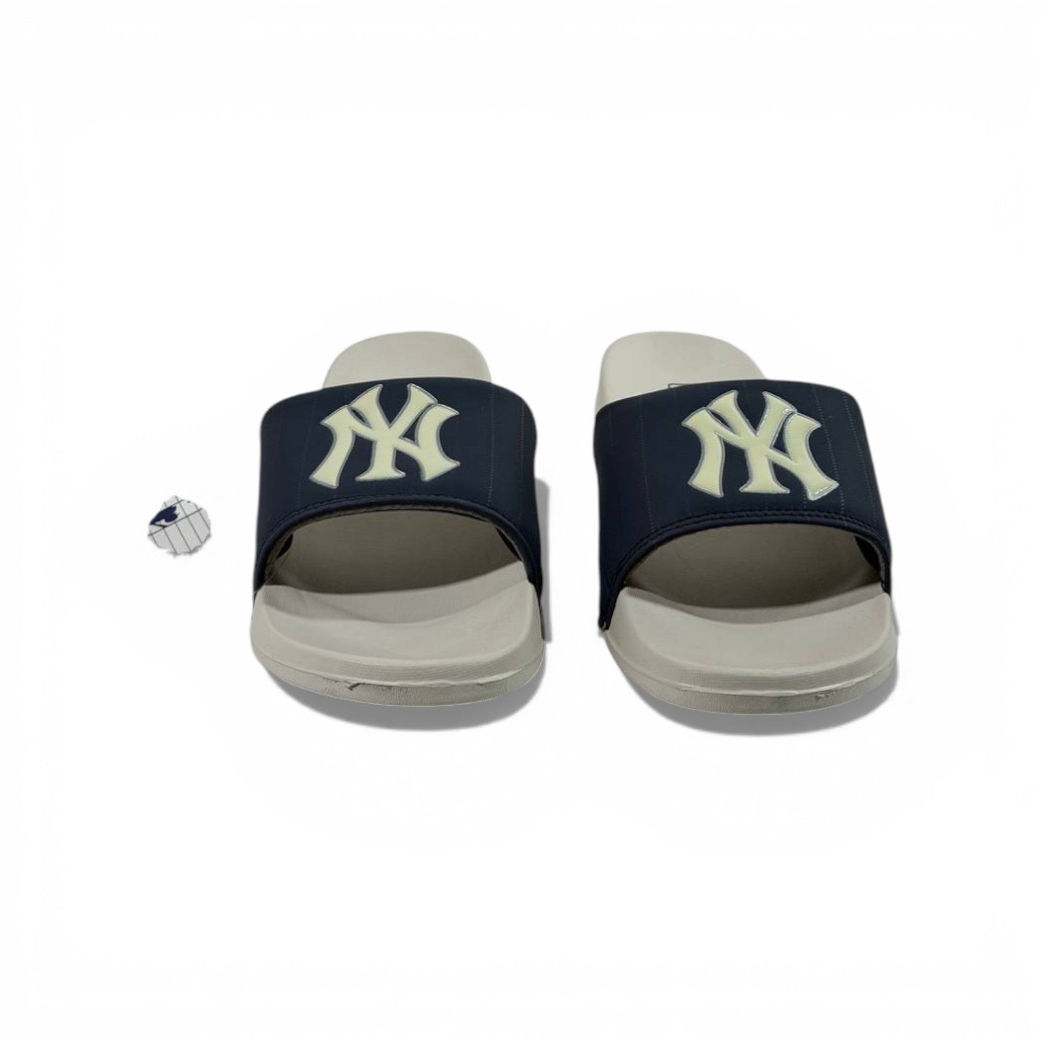 βΎ New York Yankees Classic Slides β Navy & Cream Edition ππ€