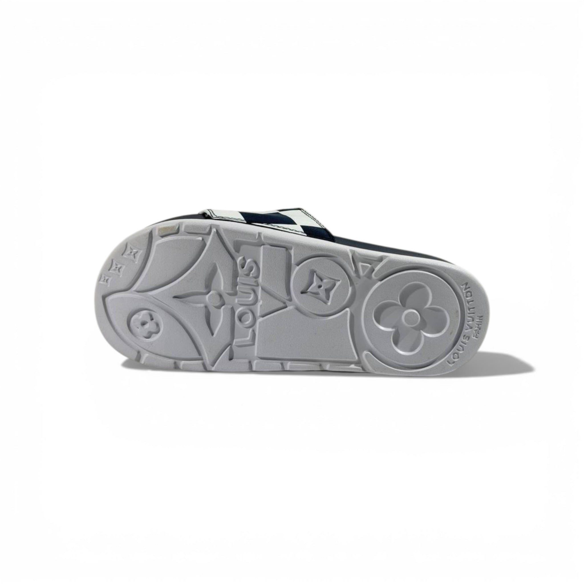 π΅ Louis Vuitton Slides β Damier Navy Edition πβ¨