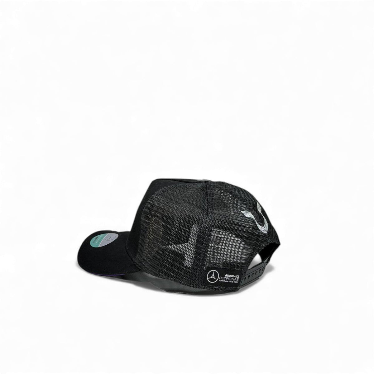 š§¢ Mercedes-Benz Black Mesh Trucker Cap ā Classic Star Logo Edition