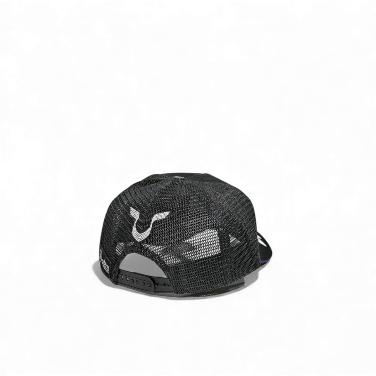 š§¢ Mercedes-Benz Black Mesh Trucker Cap ā Classic Star Logo Edition