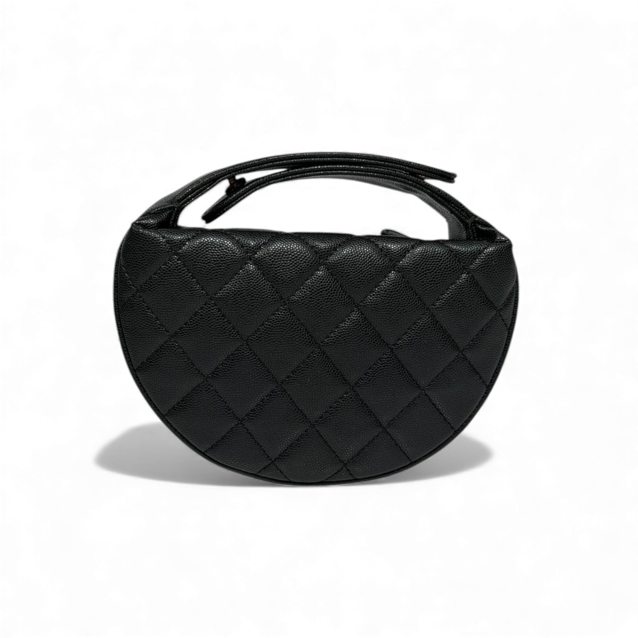 đ¤ Chanel Quilted Mini Bag with Pearl Chain đ¤â¨ | Timeless Luxury