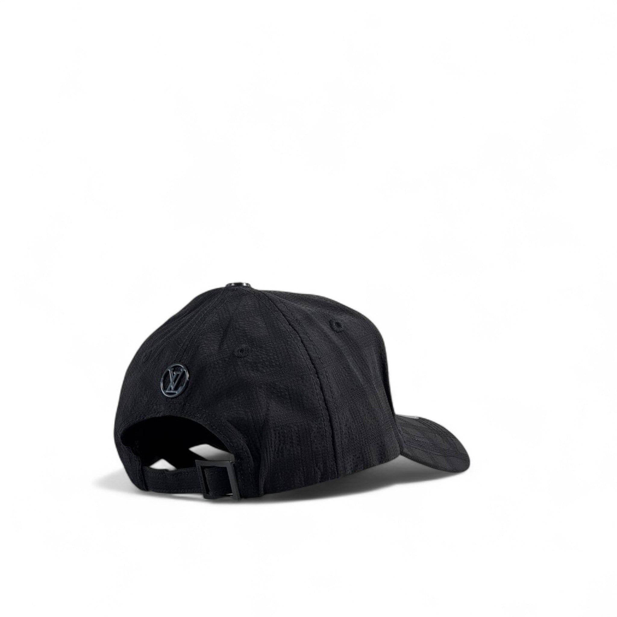 Louis Vuitton LV Black Monogram Cap – Bold Streetwear Luxury 🧢✨