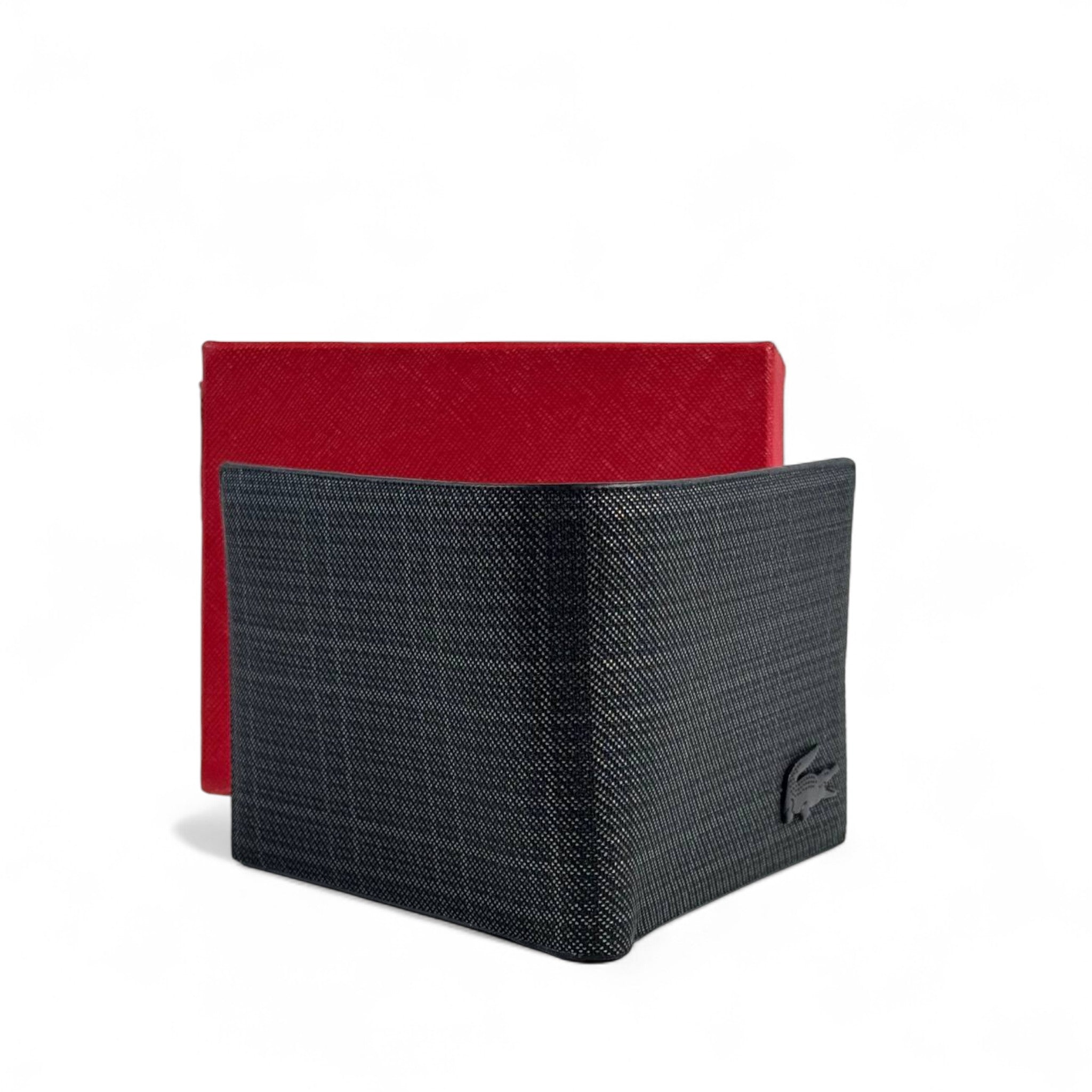 đ¤ Lacoste Black Leather Wallet â Iconic Style in Every Detail