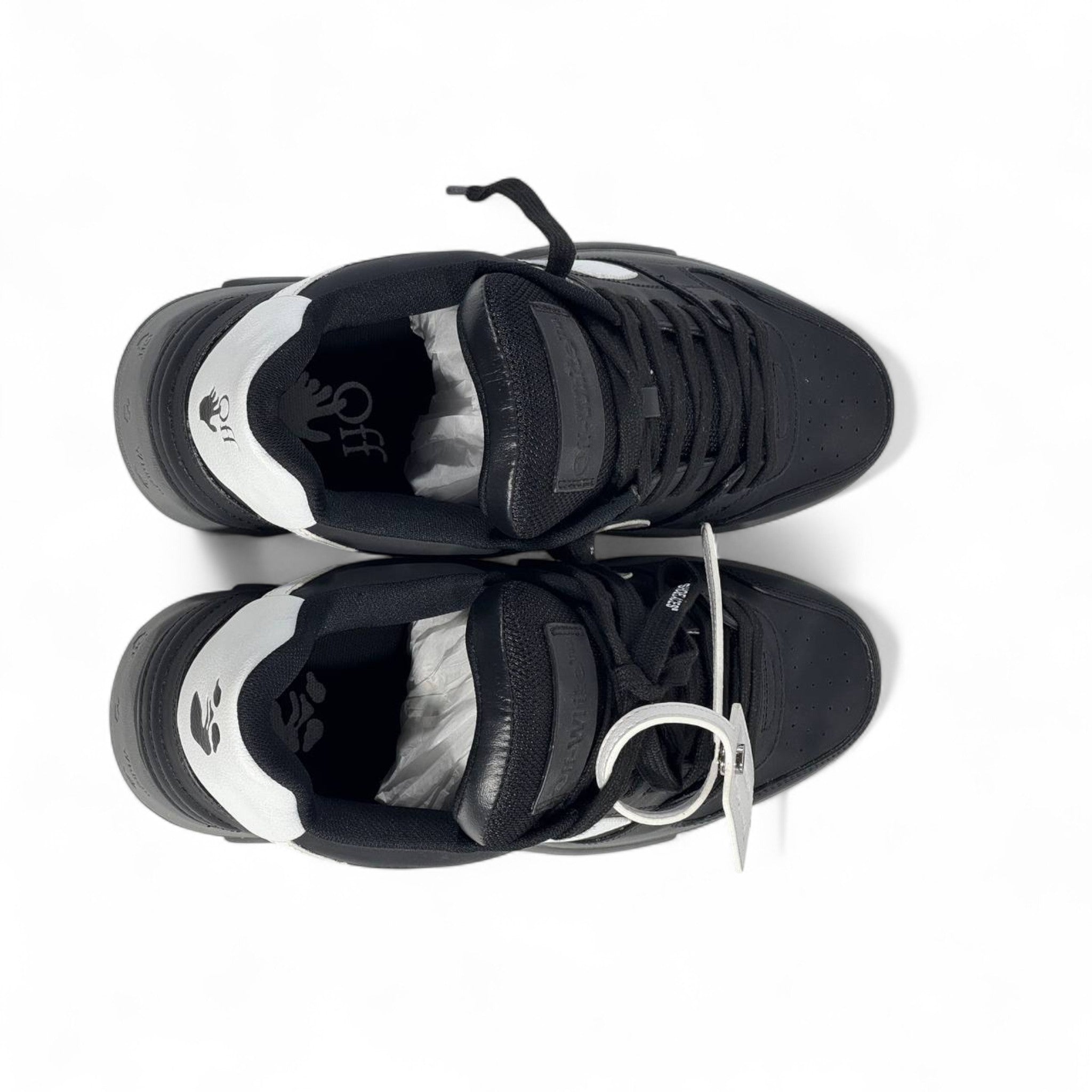 ⚡ Off-White™ Arrow Sneakers – Black/White Iconic Streetwear | Piece&Co