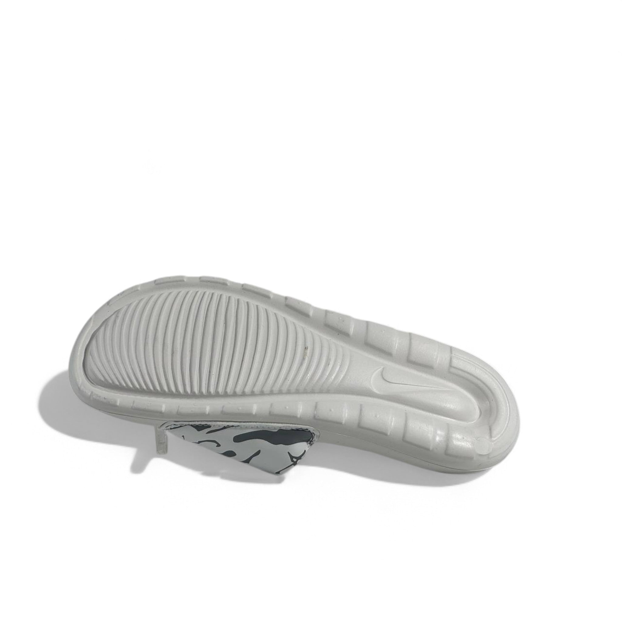 🖤 Nike Grey Camo Slides – Urban Streetwear Slippers ⚪