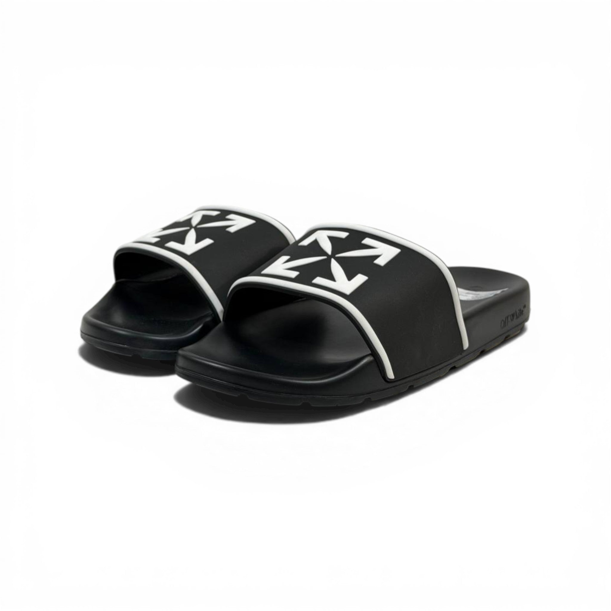 OFF-WHITE Luxury Black Slide – Iconic Arrow Logo Design & Premium Streetwear 👟✨