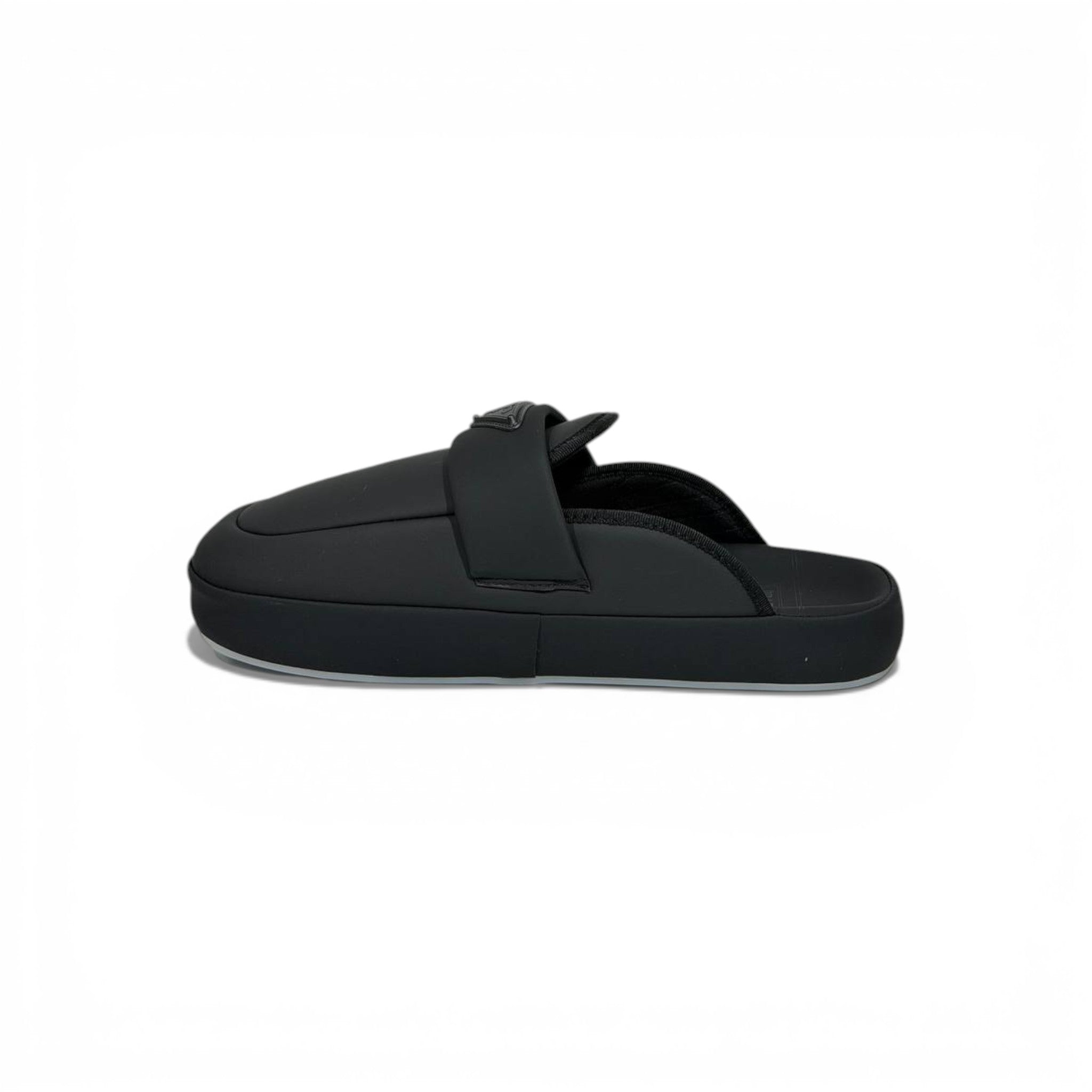 🖤✨ Prada Padded Slippers – Black Luxury Comfort ✨🖤