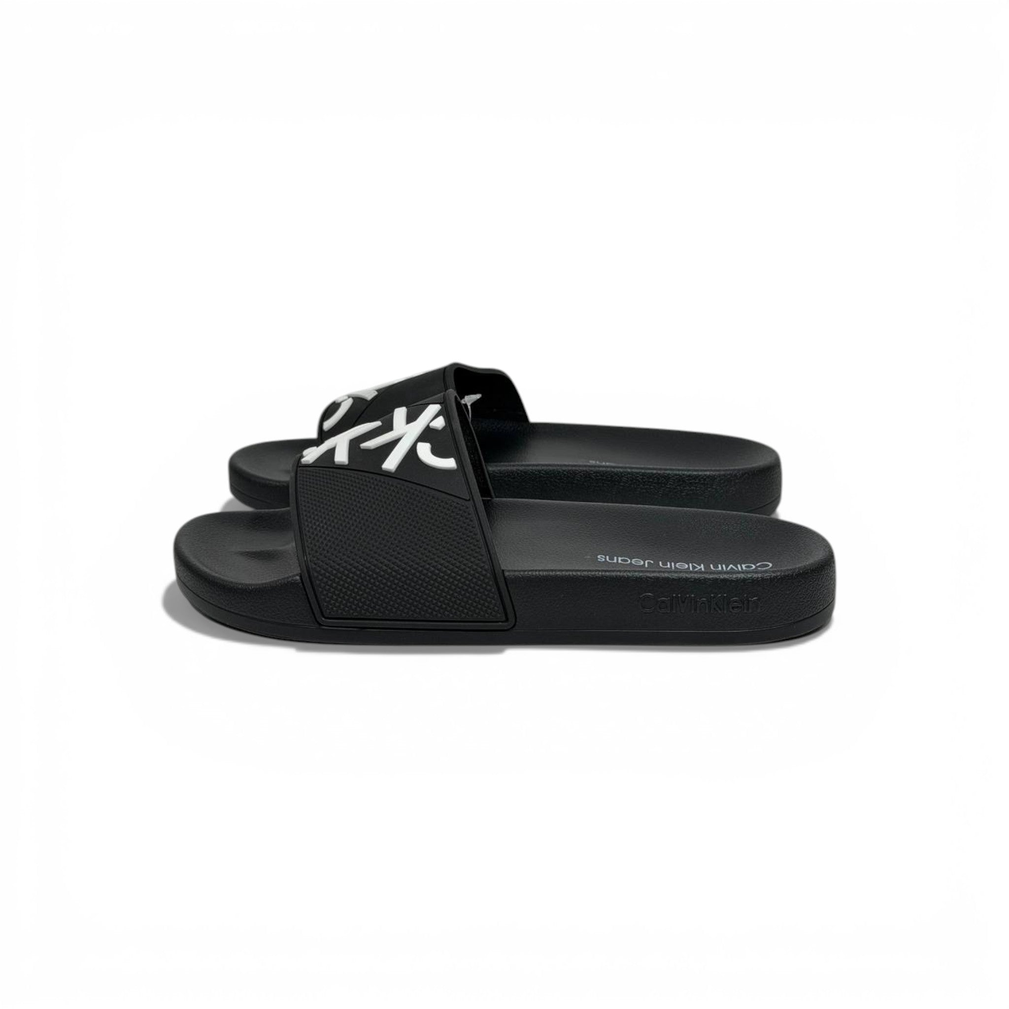 🖤✨ Calvin Klein Jeans Logo Slide Slippers – Black Iconic Style ✨🖤