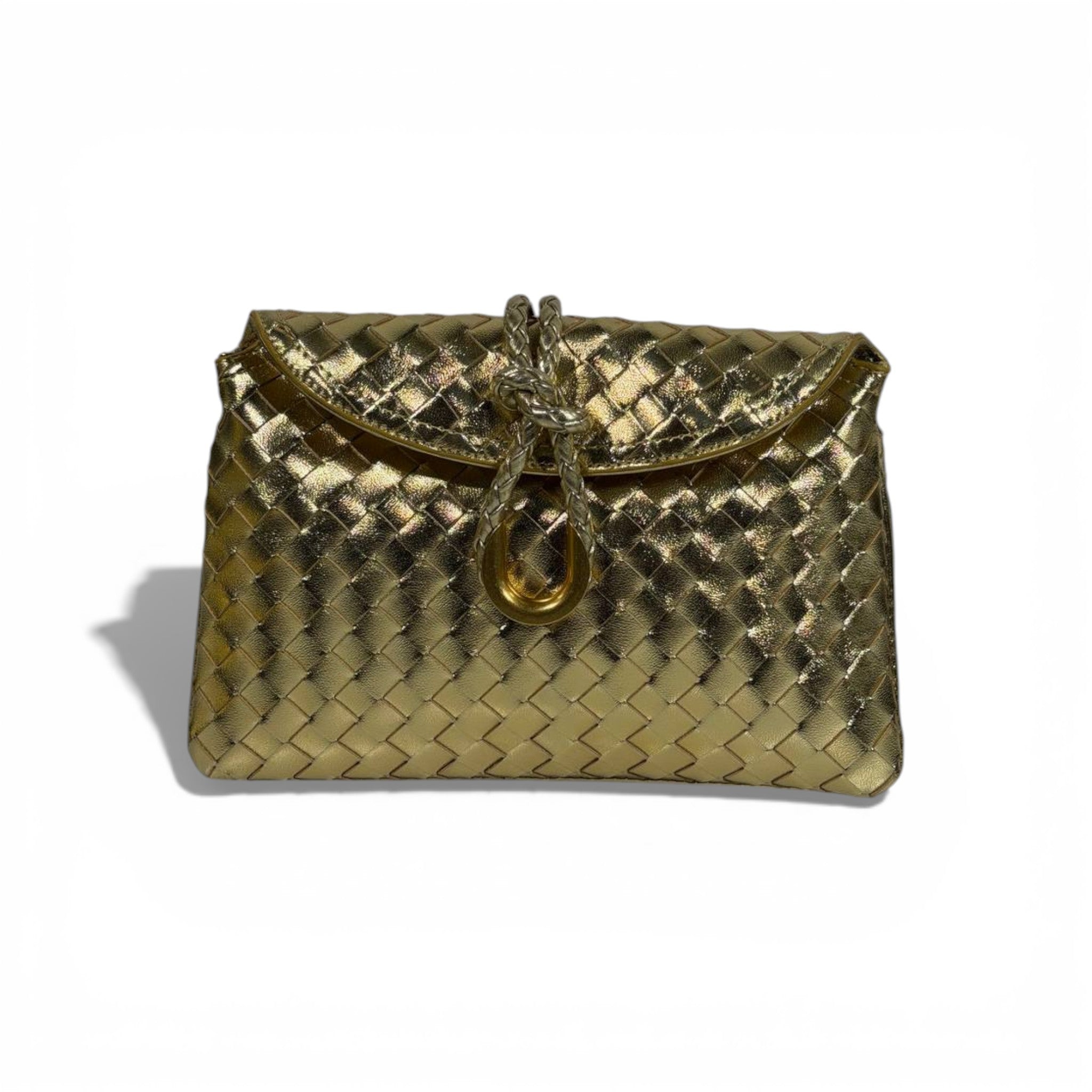 👜 Bottega Veneta Intrecciato Metallic Leather Clutch – Gold ✨