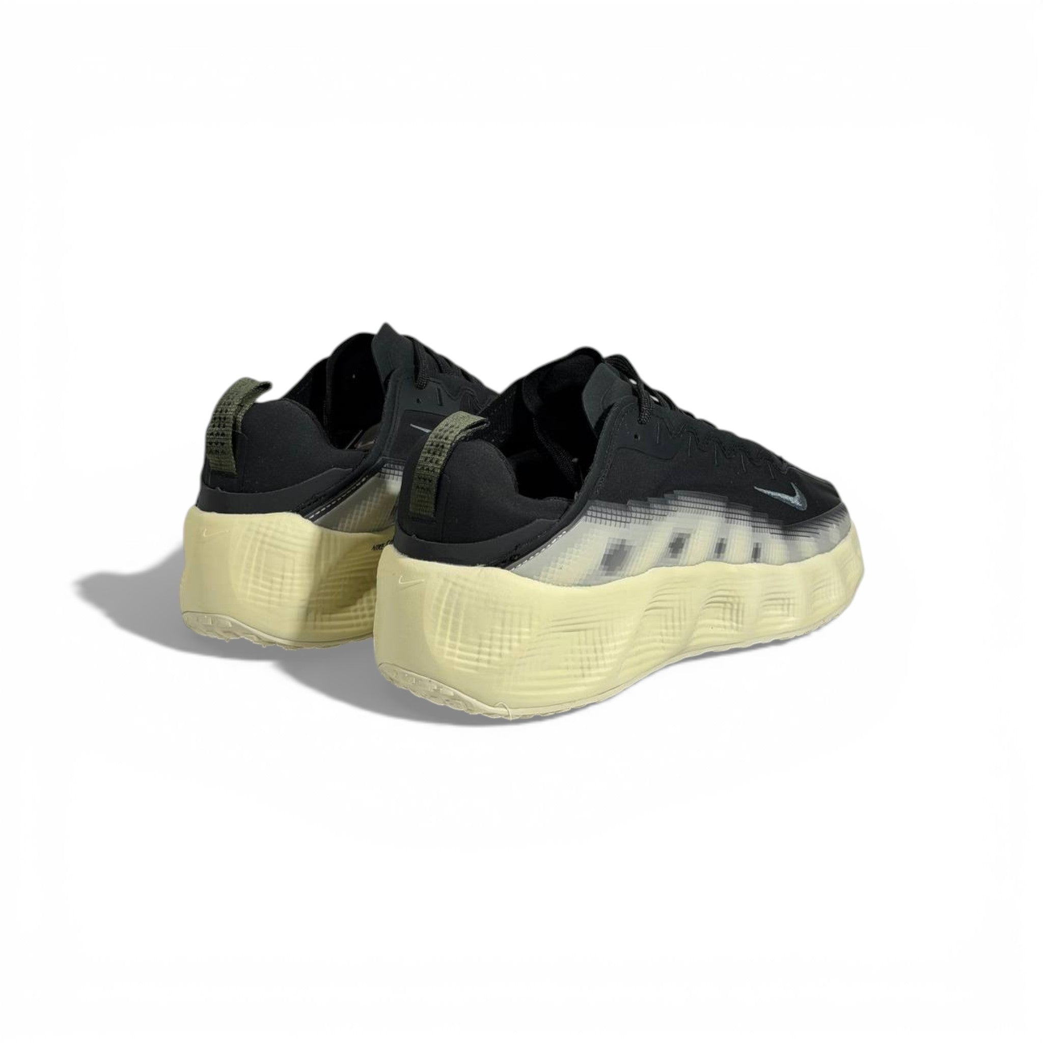 ⚡👟 Nike Futuristic Performance Sneakers – Black with Translucent Sole 🖤✨