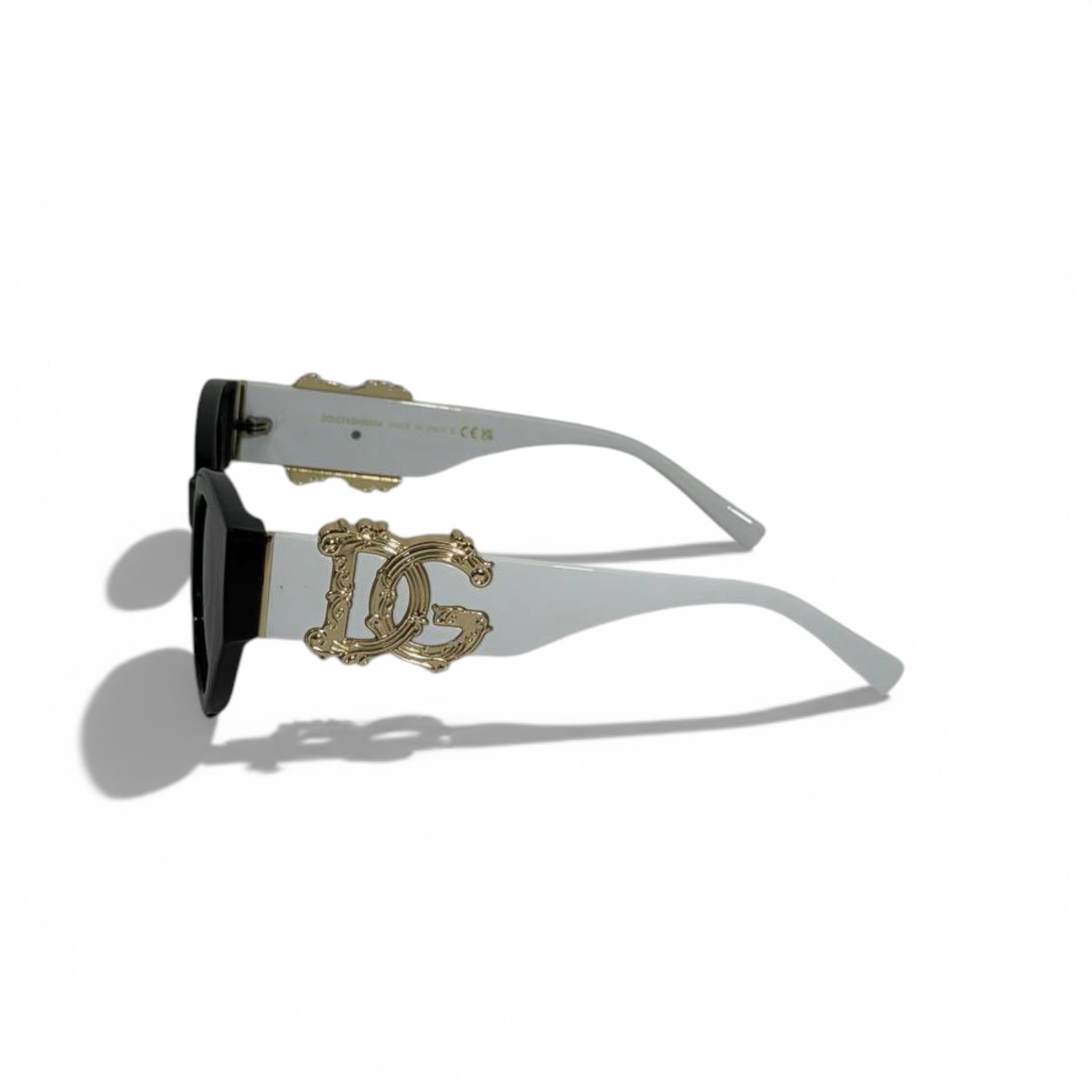 DOLCE GABBANA Black Cat Eye Sunglasses White Frame Gold Logo ๐ค๐คโจ๐