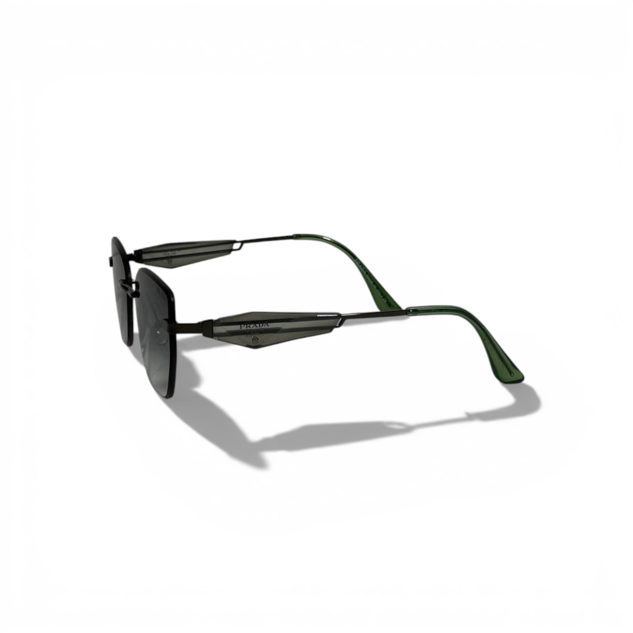 Prada Geometric Sunglasses Gradient Lenses Modern Luxury πΆοΈππ€β¨