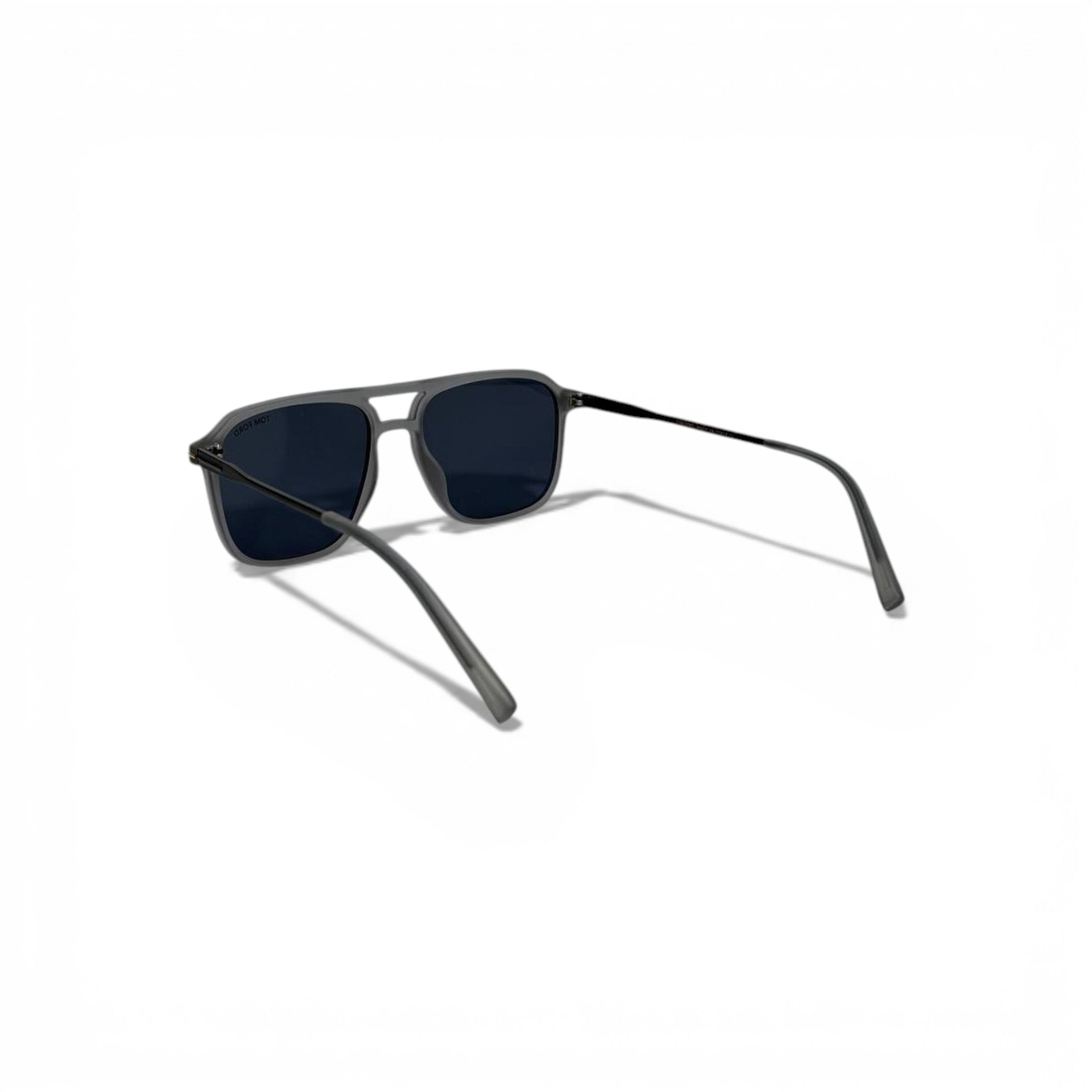 🕶️ TOM FORD Square Sunglasses – Matte Black Frame & Dark Lenses 🕶️