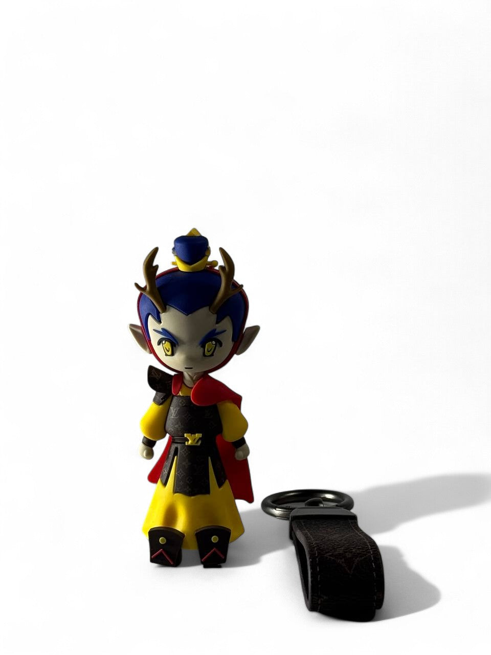 βοΈ Louis Vuitton Warrior Keychain β Limited Edition Collectorβs Charm πβ¨