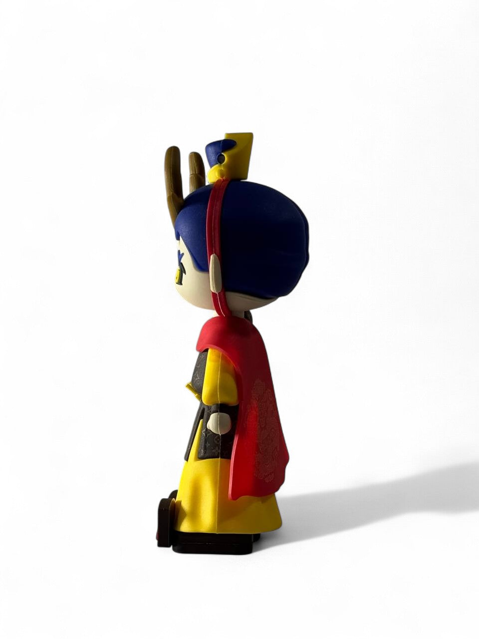 βοΈ Louis Vuitton Warrior Keychain β Limited Edition Collectorβs Charm πβ¨