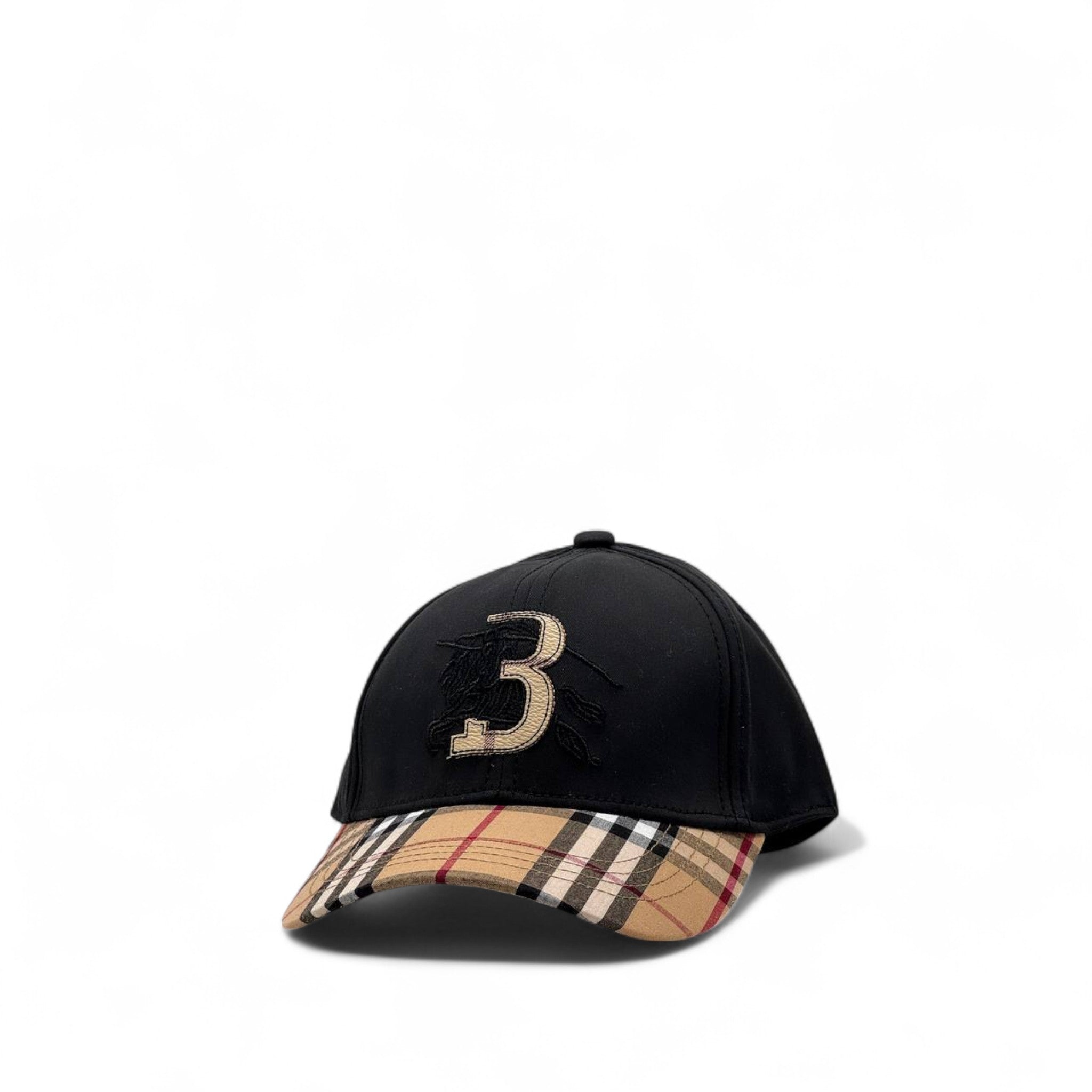 Burberry Style Cap with Plaid Brim & 3️⃣ Patch – Classic Meets Sporty 🧢