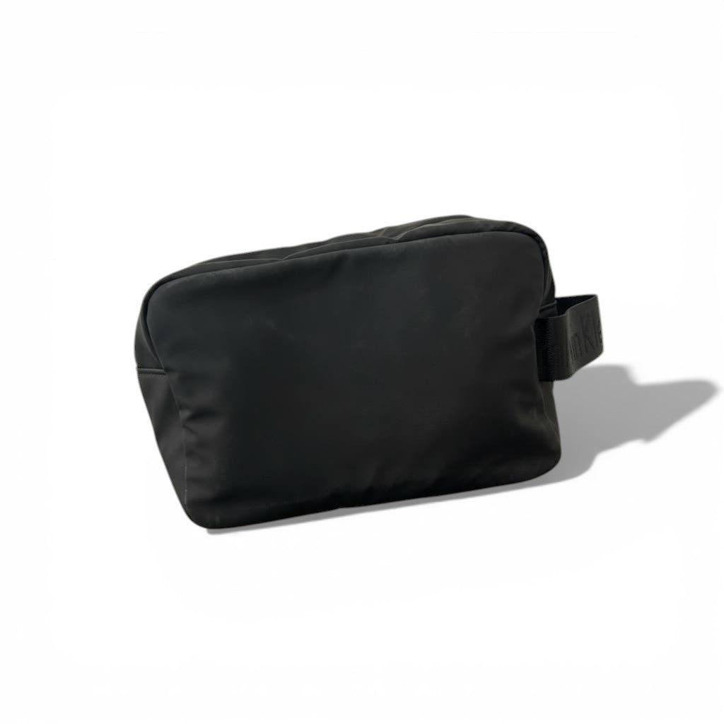 🖤 Calvin Klein Minimal Black Toiletry Bag