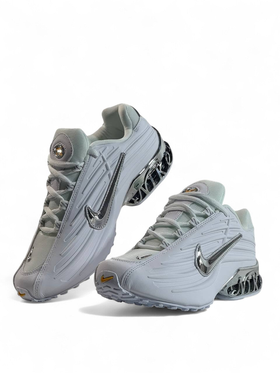 Nike Shox Chrome — Silver