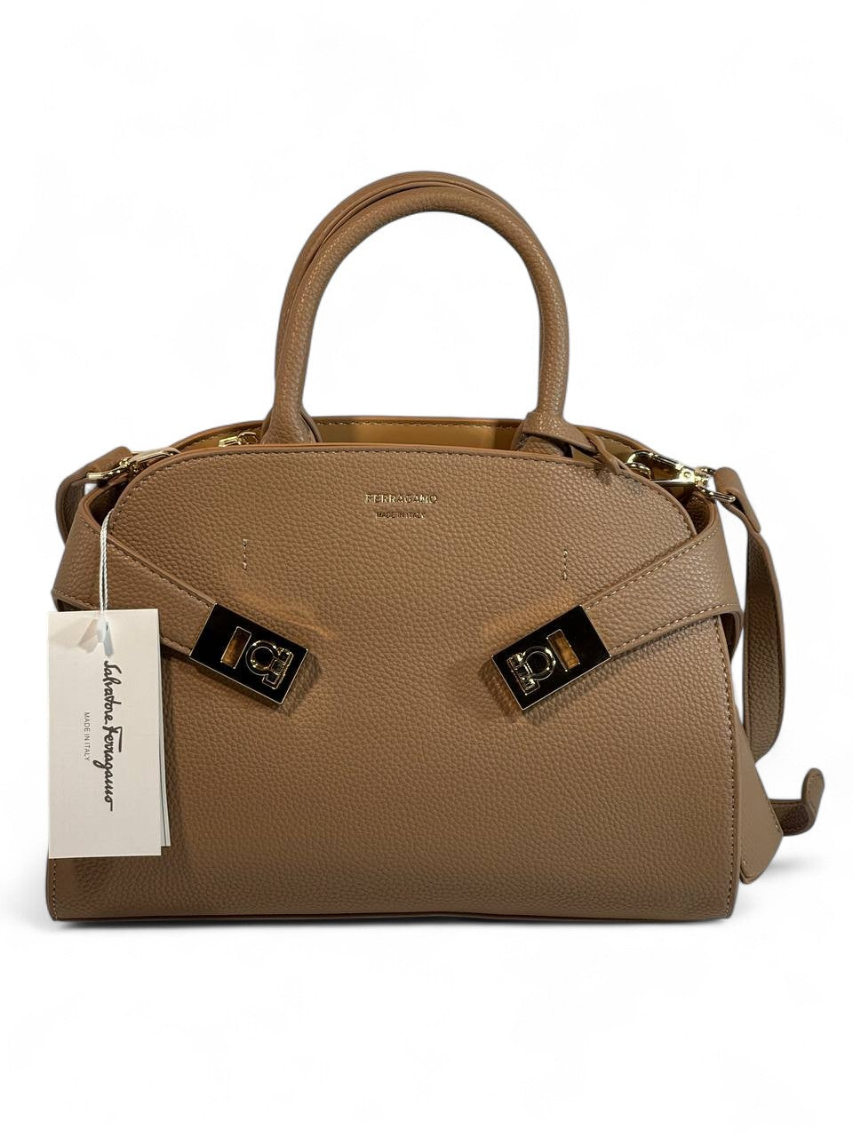 Salvatore Ferragamo MEDIUM Beige Leather Handbag š¤ | Iconic Italian Elegance & Timeless Luxury