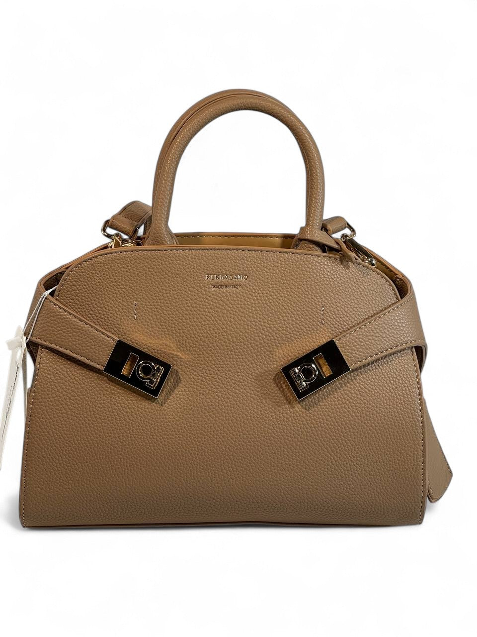 Salvatore Ferragamo MEDIUM Beige Leather Handbag š¤ | Iconic Italian Elegance & Timeless Luxury