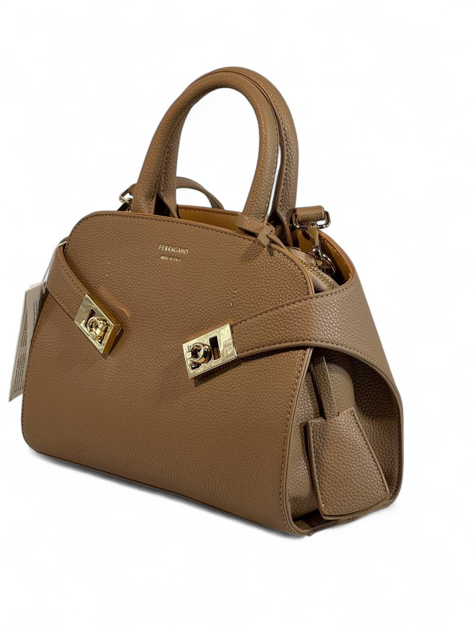 Salvatore Ferragamo MEDIUM Beige Leather Handbag š¤ | Iconic Italian Elegance & Timeless Luxury