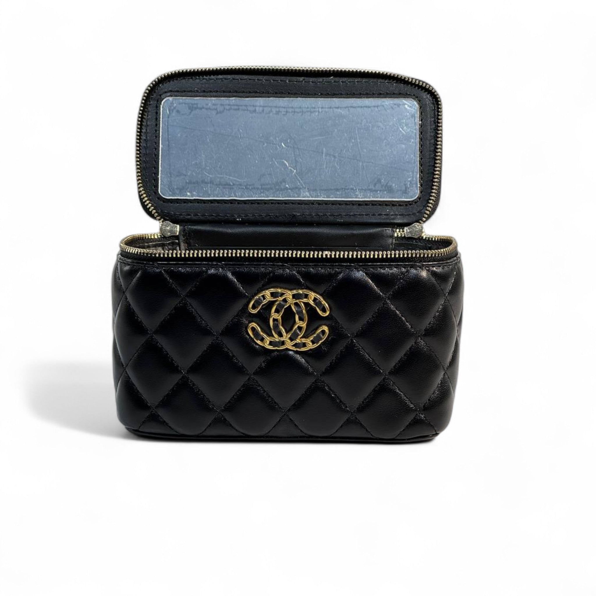 Chanel Black Quilted Vanity Bag š¤ | Classic CC Gold Chain Handbag