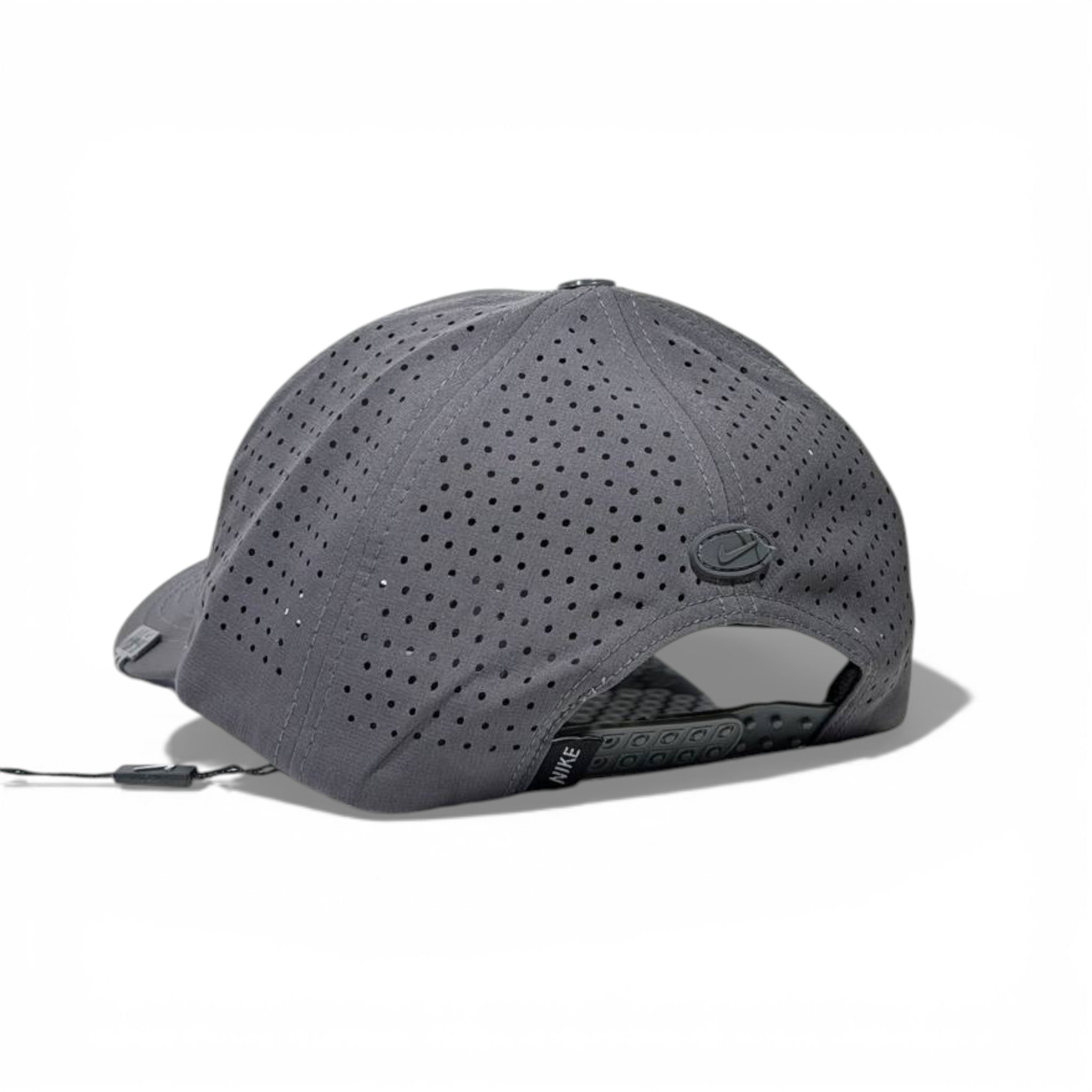 𧢠Nike Performance Grey Baseball Cap â Embroidered Swoosh Sports Hat âĄđââď¸