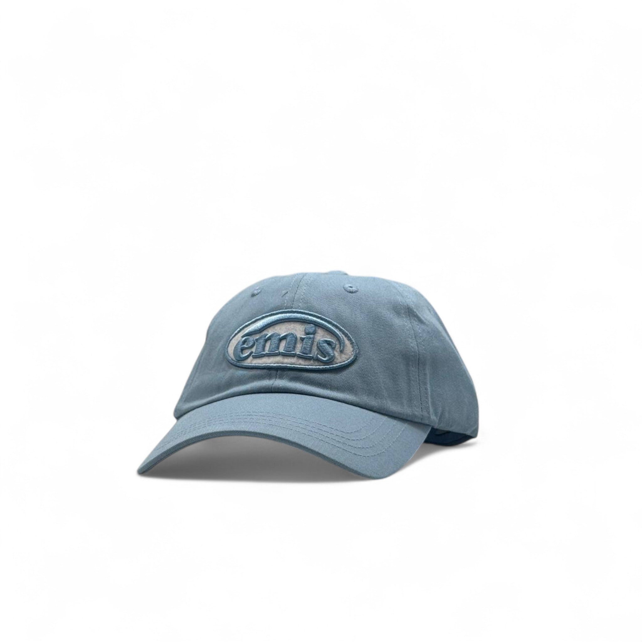 emis’ Light Blue Embroidered Cap – Soft Korean Streetwear Vibes