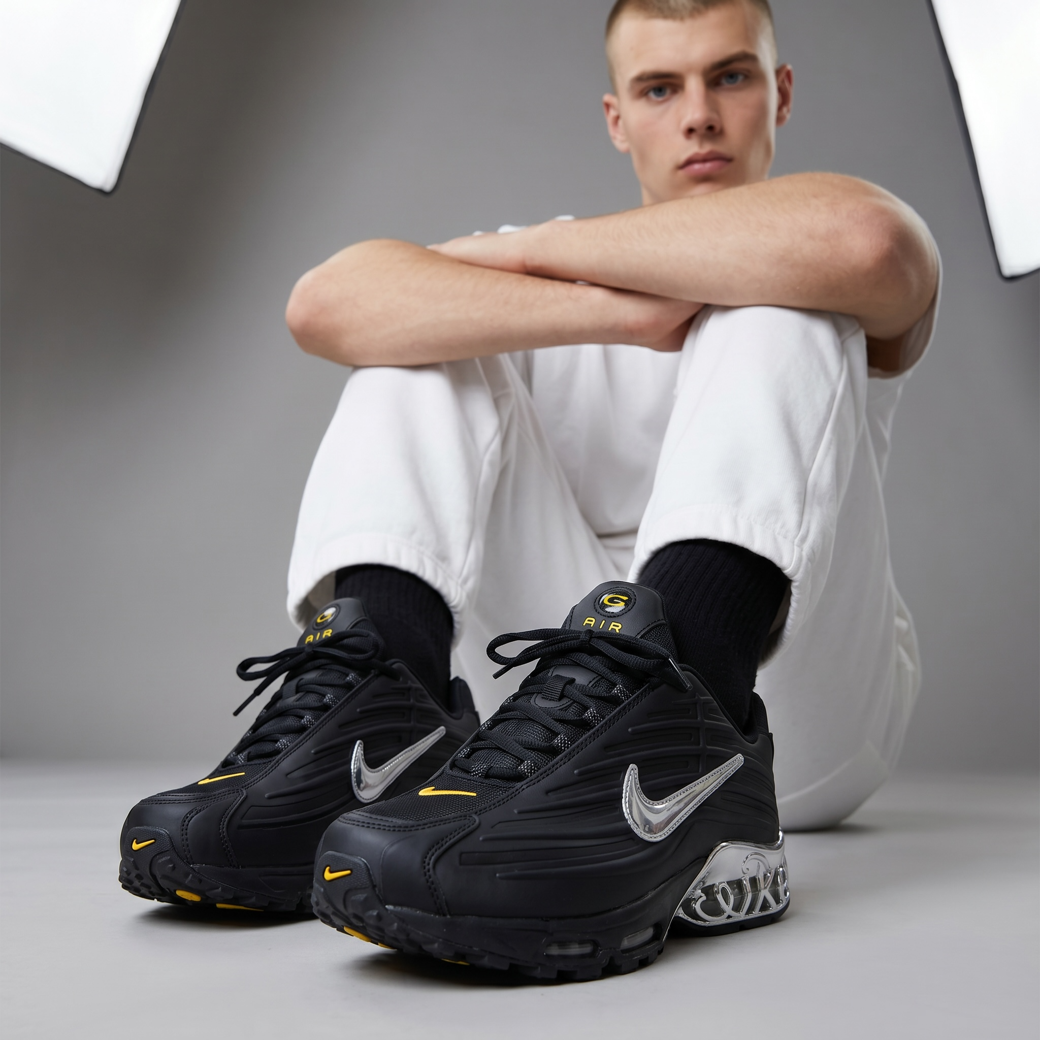 Nike Shox Black Chrome Edition β Bold Power, Timeless Style