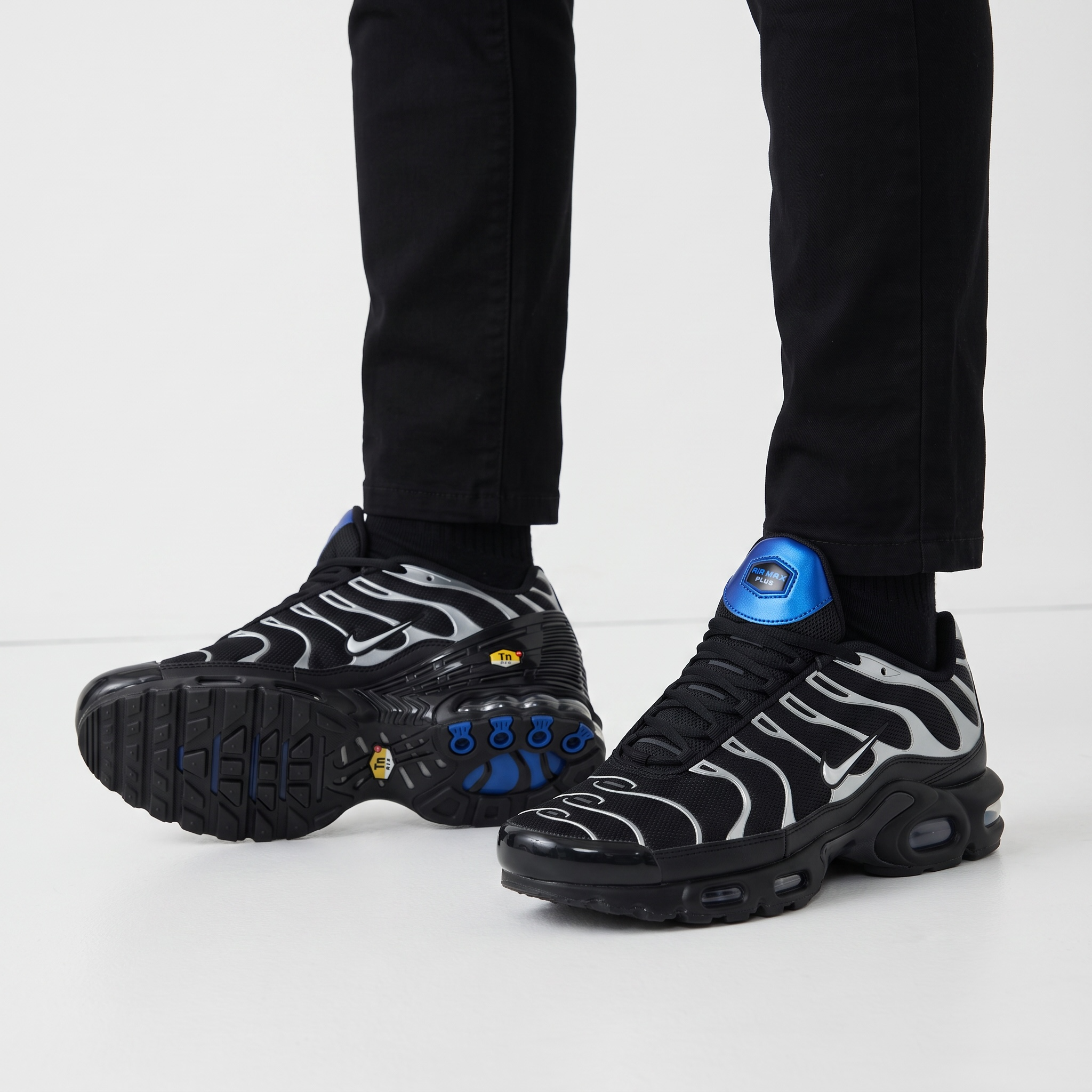 Nike Air Max Plus β Black Iridescent β¨