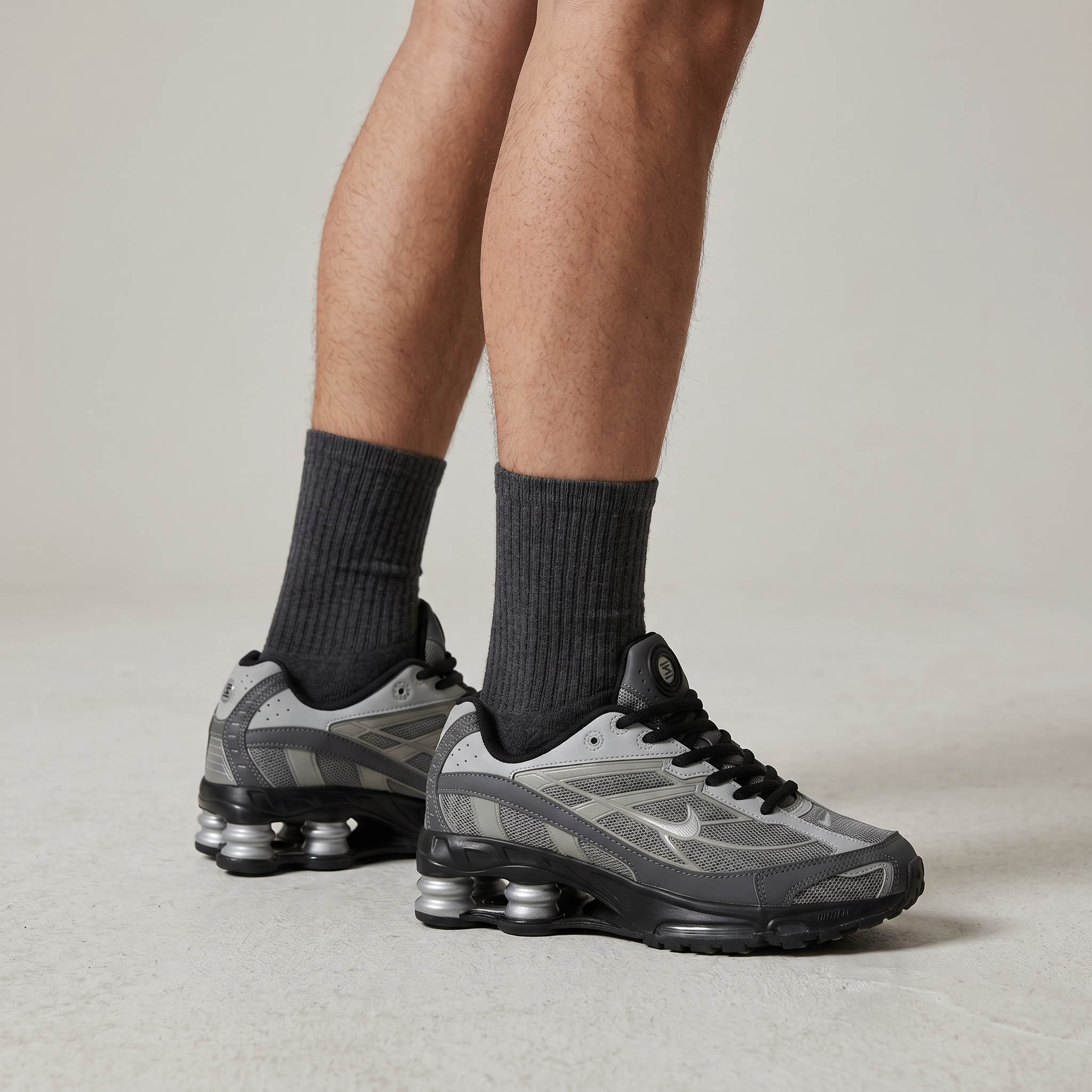 β‘π©Ά Nike Shox R4 Silver Grey Retro Running Sneakers β Y2K Streetwear Cushion Shoes ππ₯