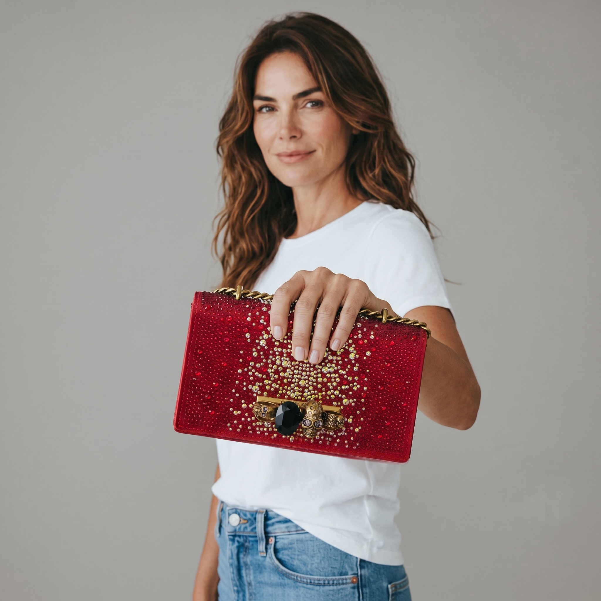 Alexander McQueen Crystal Skull Clutch β€οΈπβ οΈ