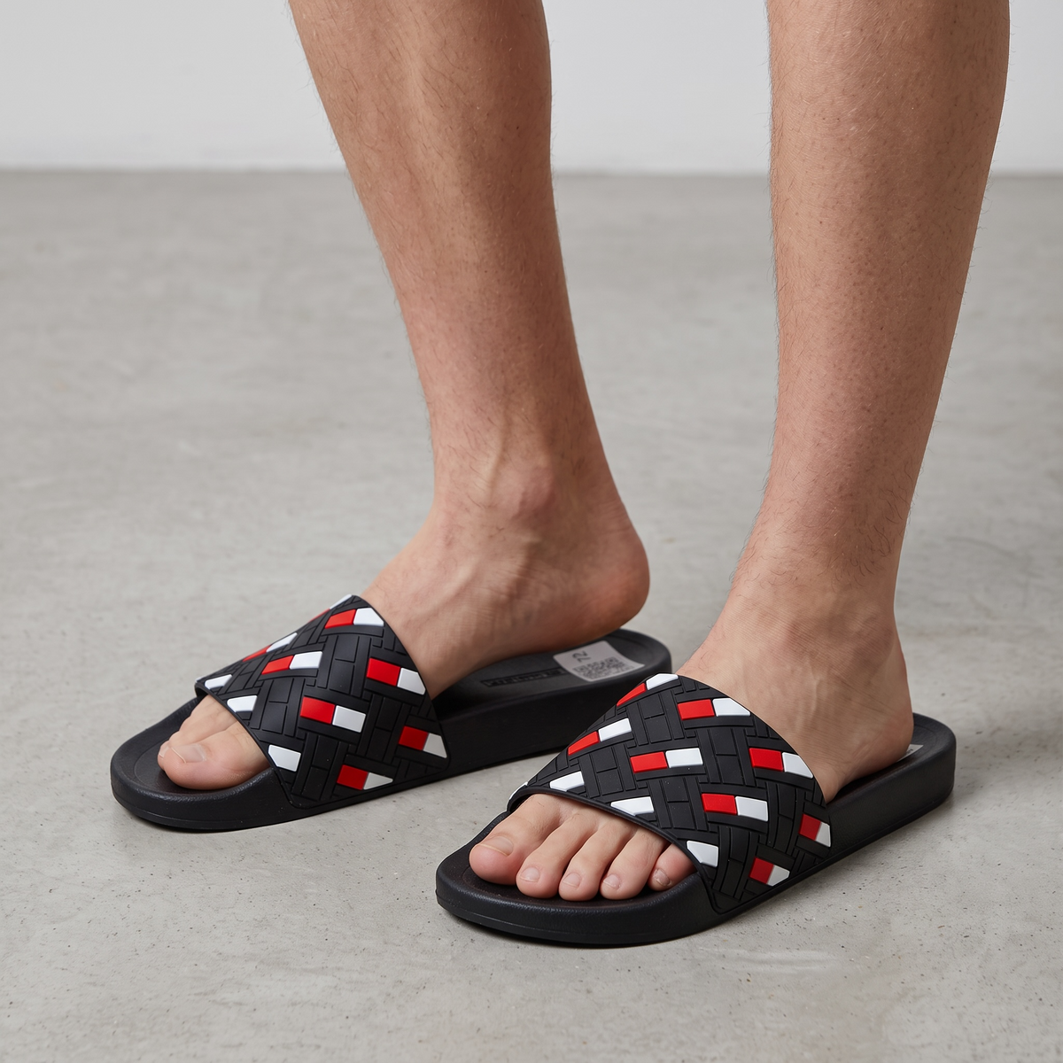 🖤 Tommy Hilfiger Signature Slides