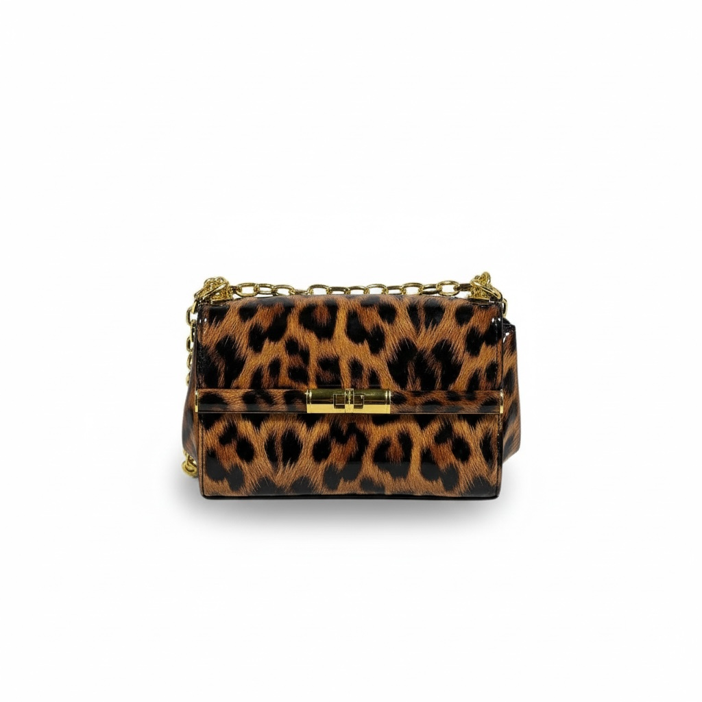 Dolce & Gabbana Leopard Print Patent Chain Bag đ⨠| Bold Italian Glamour with Golden Touch