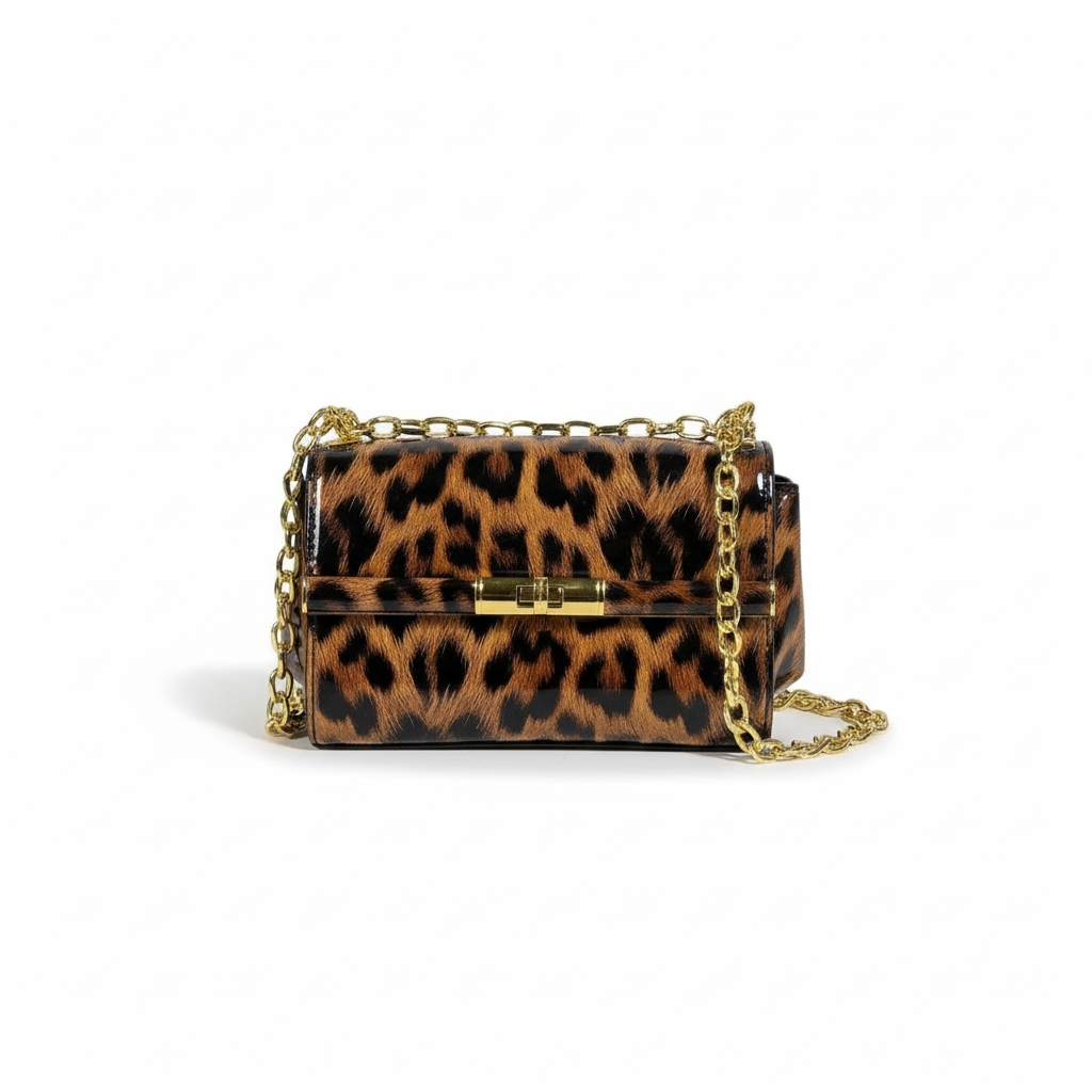 Dolce & Gabbana Leopard Print Patent Chain Bag đ⨠| Bold Italian Glamour with Golden Touch