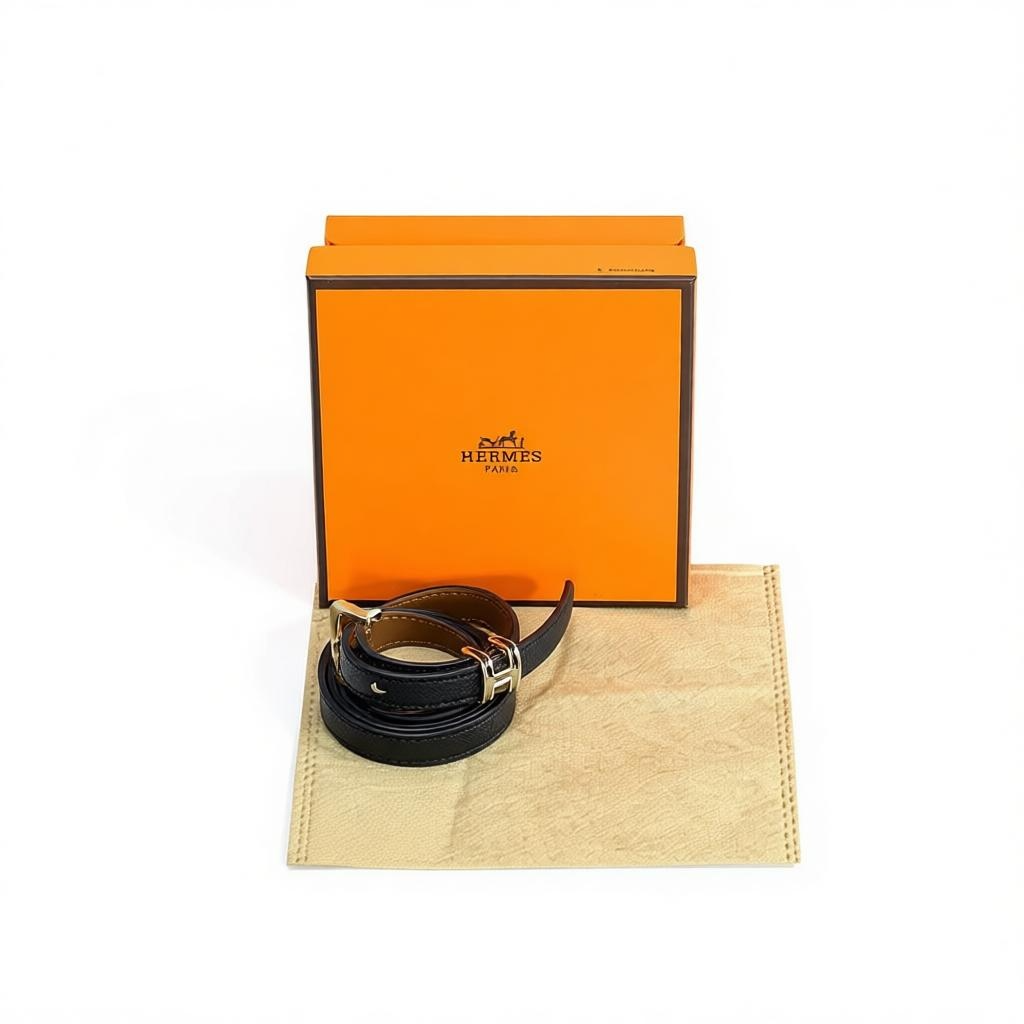 Hermès Leather Bracelet – Black with Gold H Clasp 🖤✨100cm
