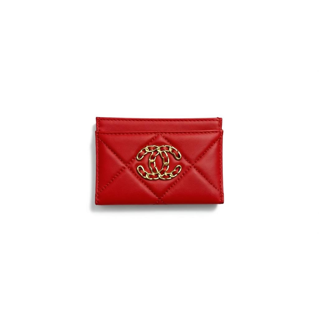 Chanel Red Quilted Card Holder with Gold Chain CC Logo β€οΈβ¨