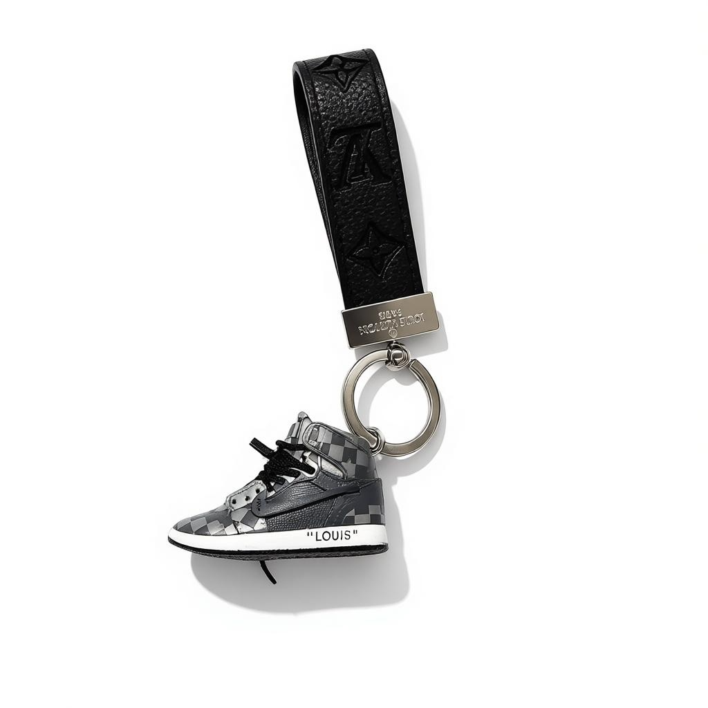 Louis Vuitton Sneaker Keychain πππ€