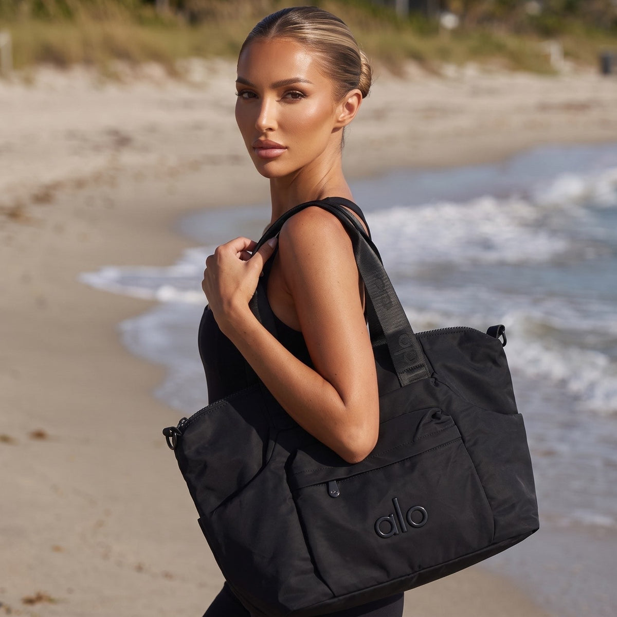 Alo Yoga Utility Tote Bag — Black