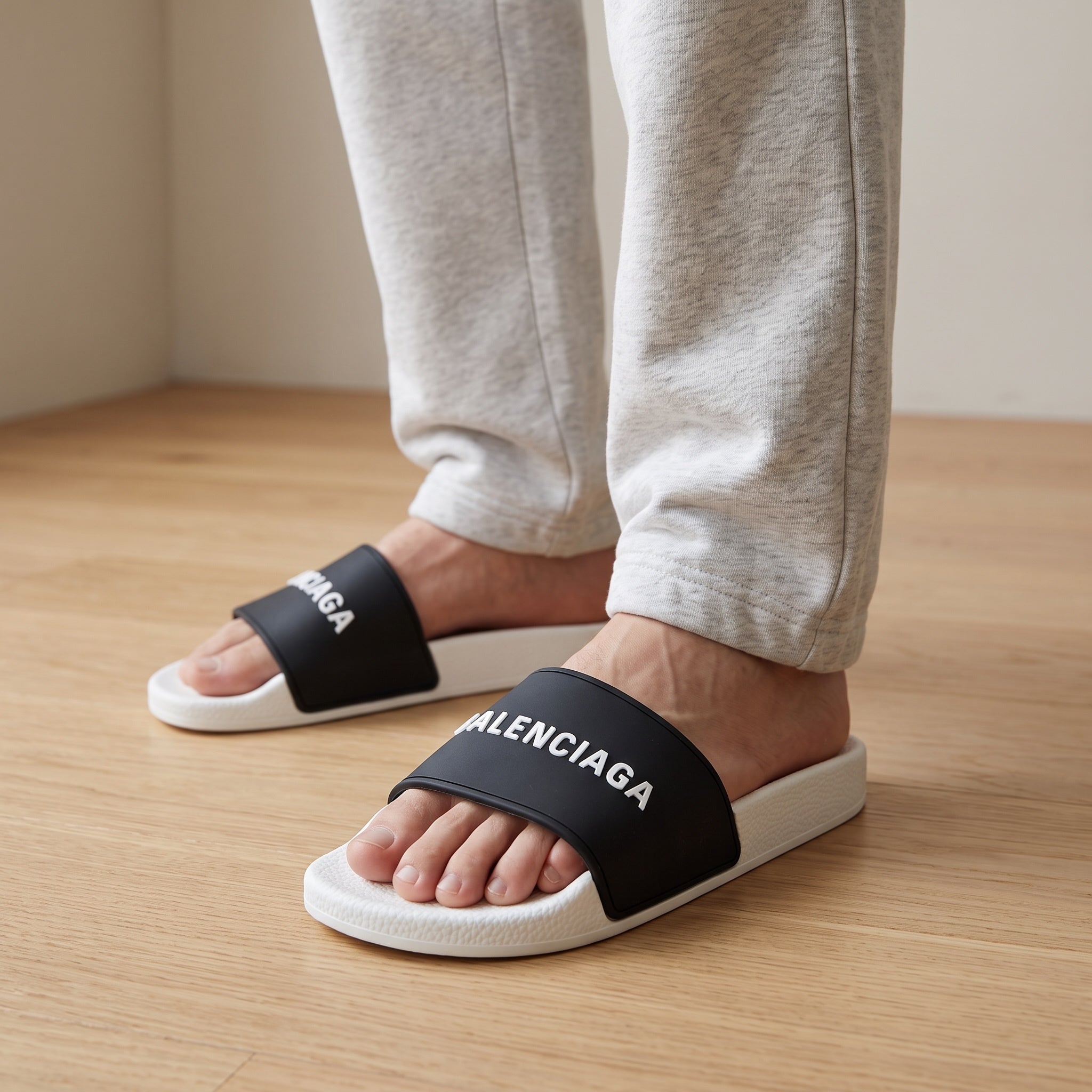 Balenciaga Slides β Black White π€π€
