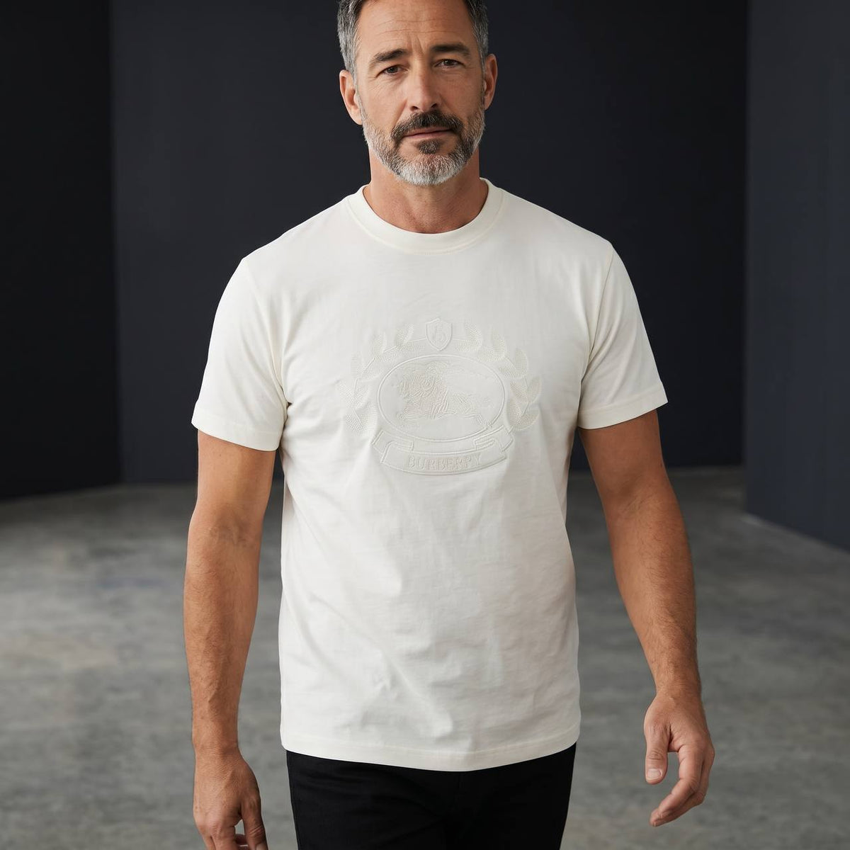 Burberry Heritage Crest Embossed T-Shirt β Ivory White π€β¨
