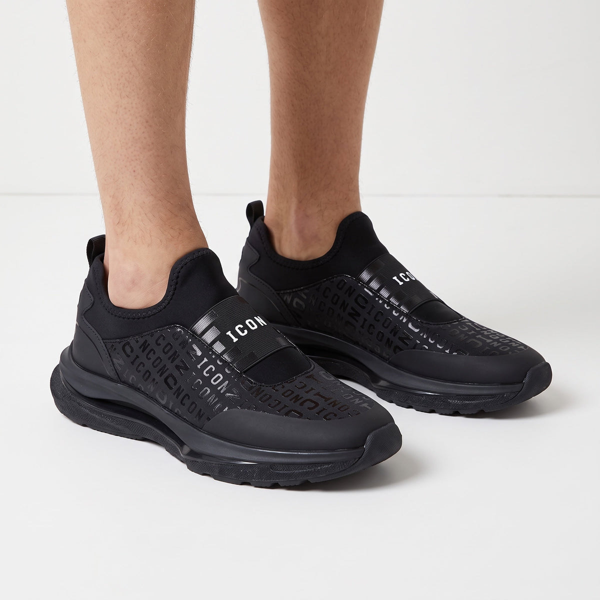 DSQUARED2 Slip-On Trainer — Black